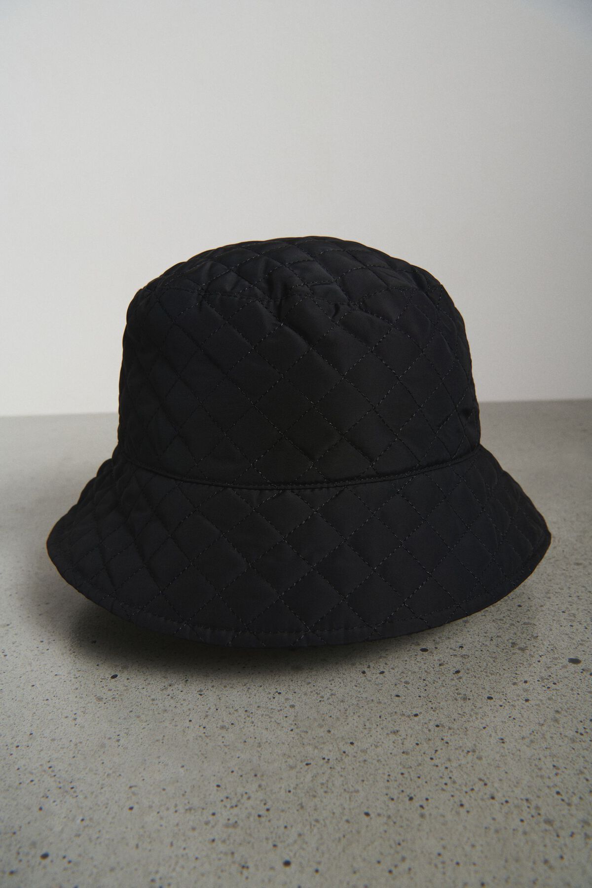 Dynamite Quilted Bucket Hat. 2