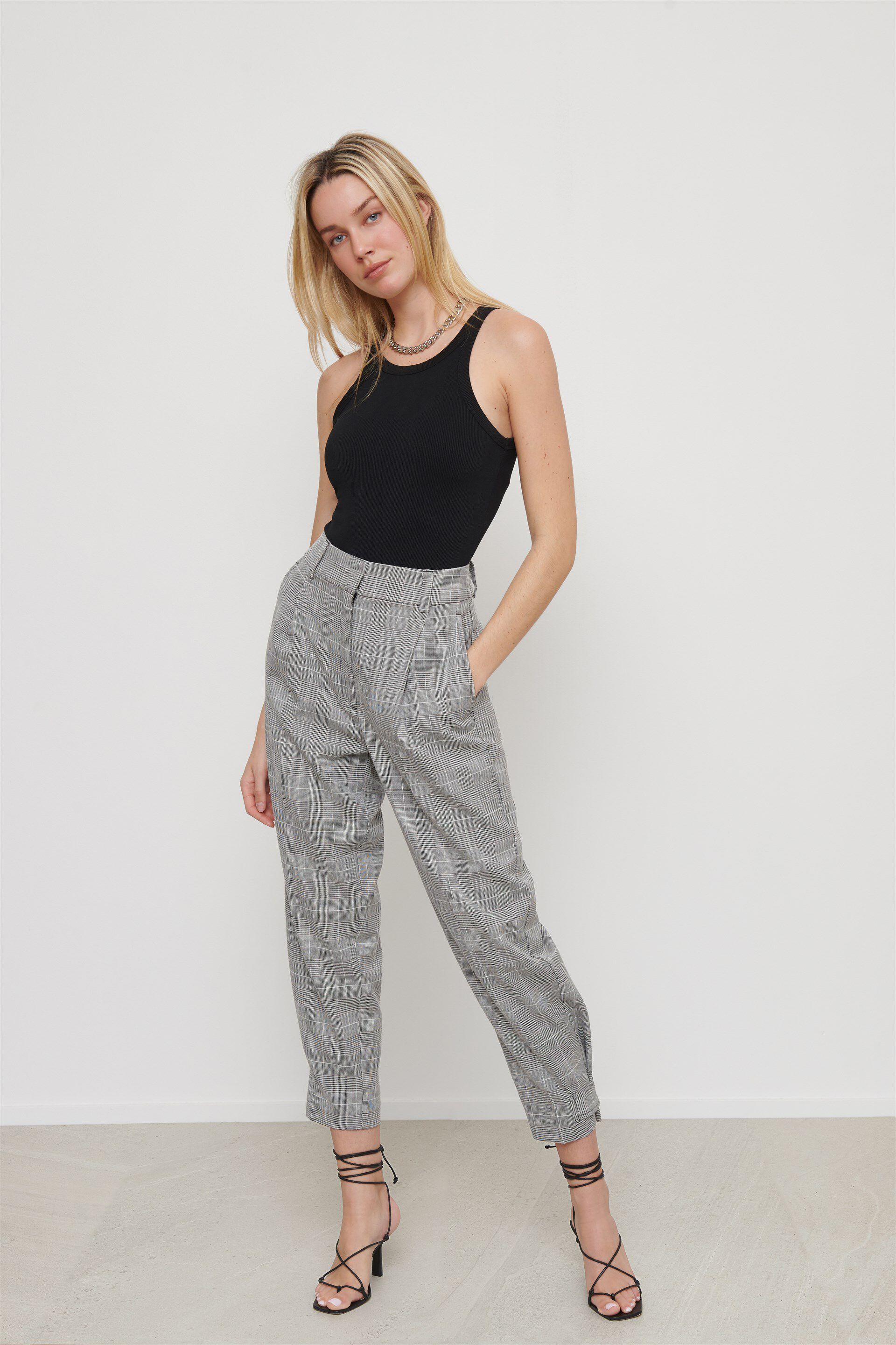 Dynamite plaid pants Clearance