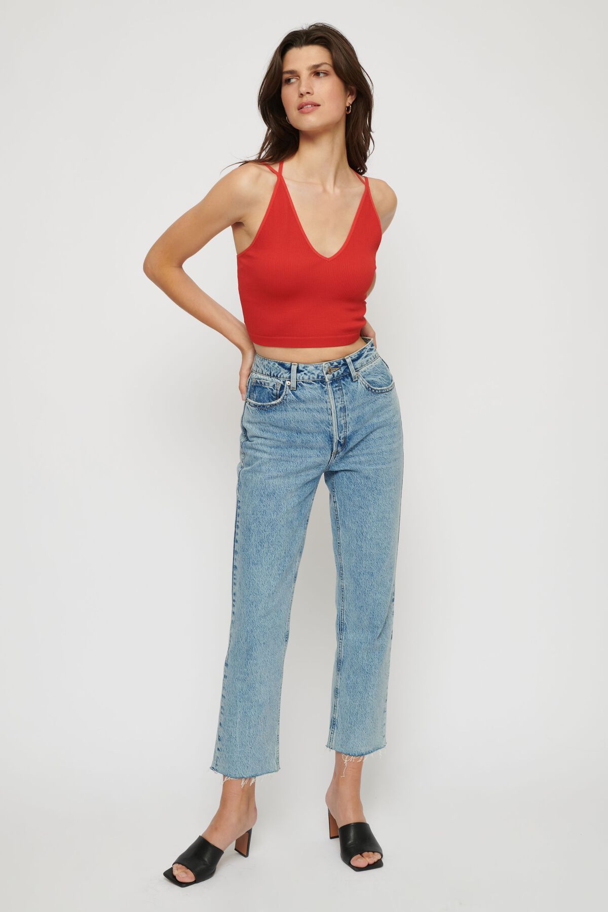 Dynamite Seamless V-Neck Crop Top. 3