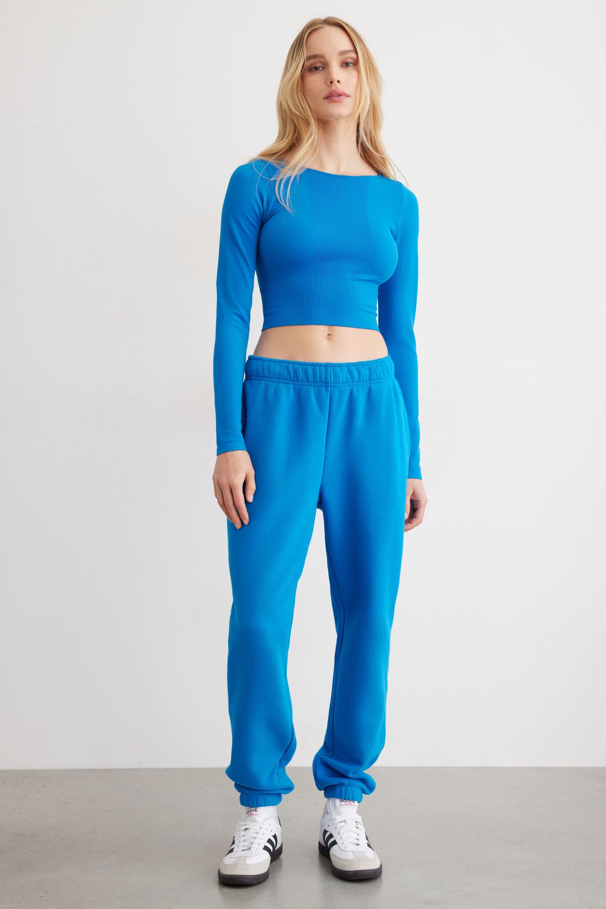 Dynamite Long Sleeve Cropped Crew Neck Top. 3