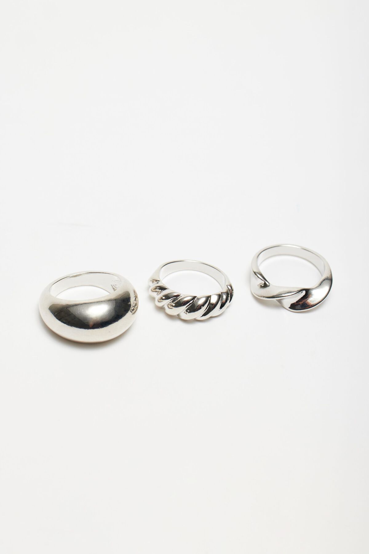 Dynamite 6-Pack Oversized & Twisted Rings. 4