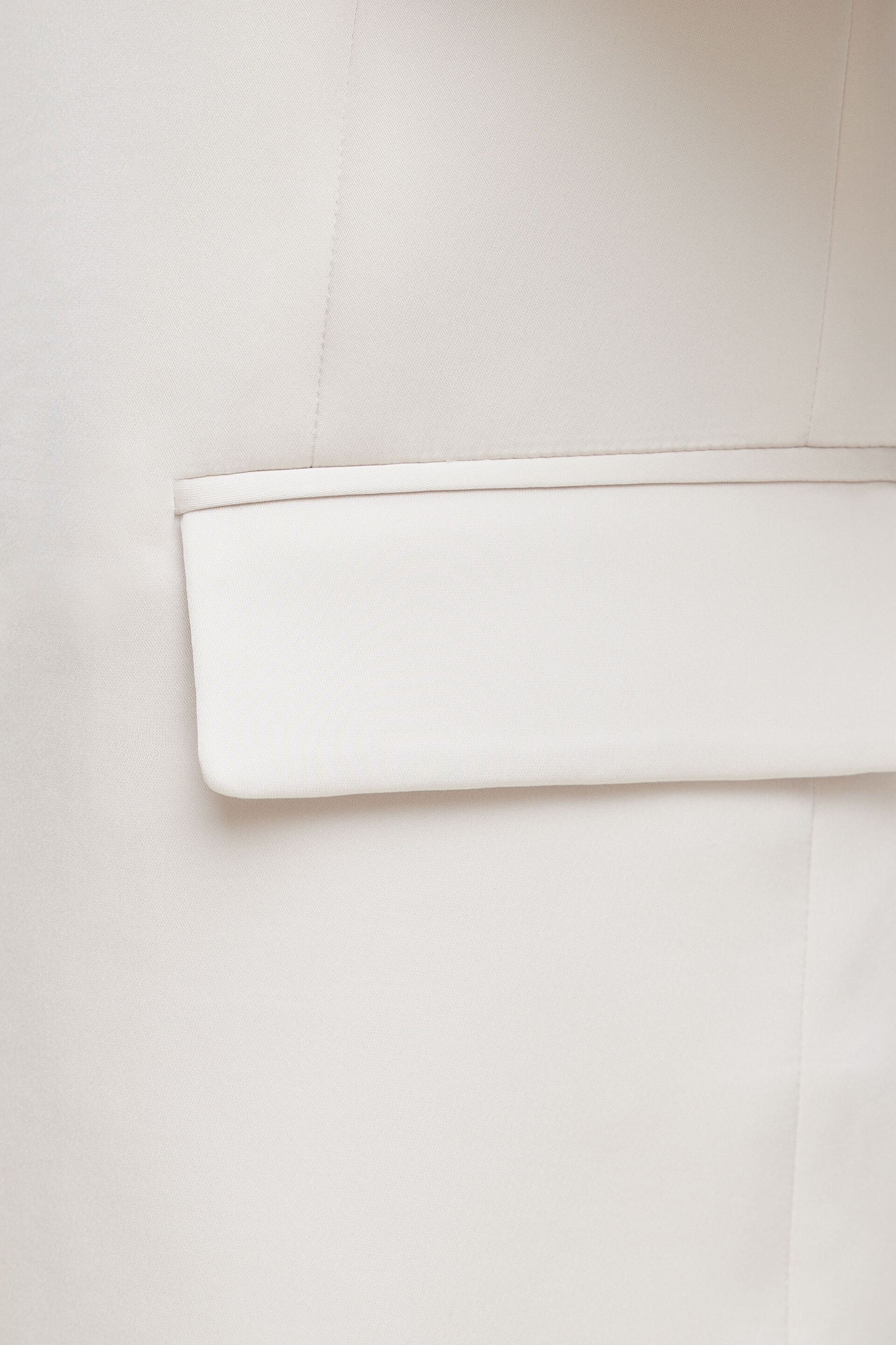 Veston ample en satin Noa