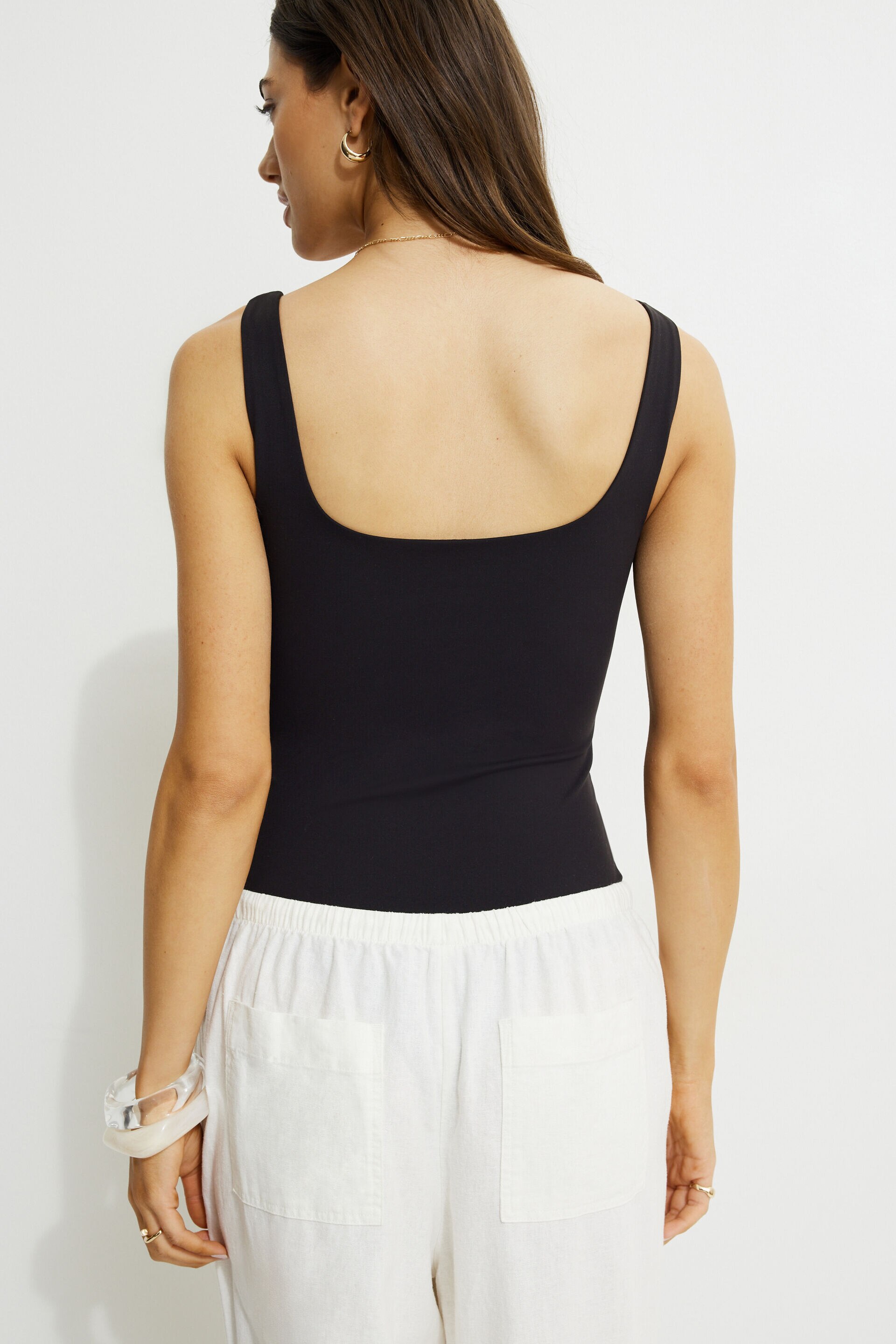 Justaucorps Softform à col carré Lana