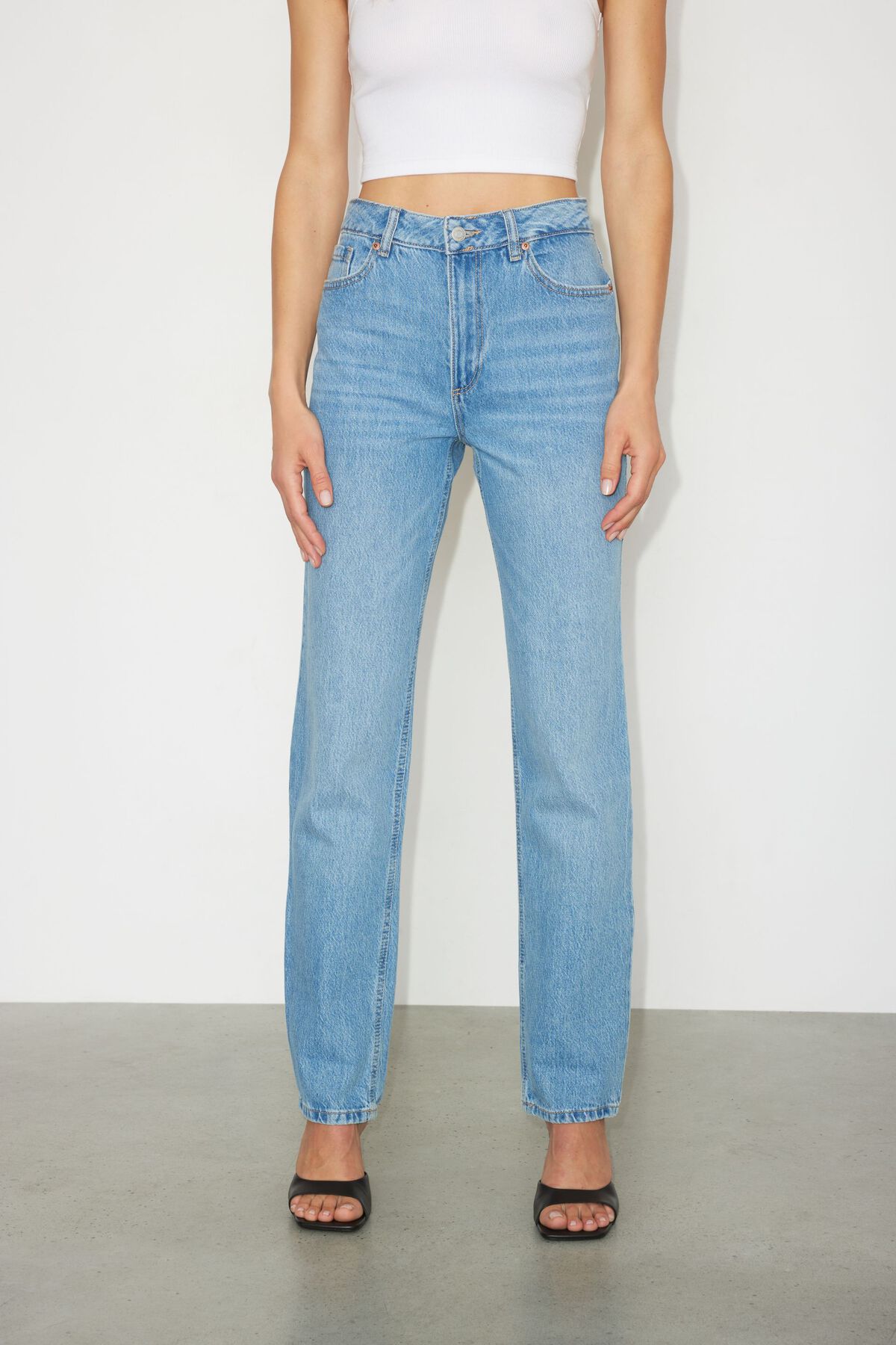 Dynamite Irina Straight Leg Jeans - 10006834407I
