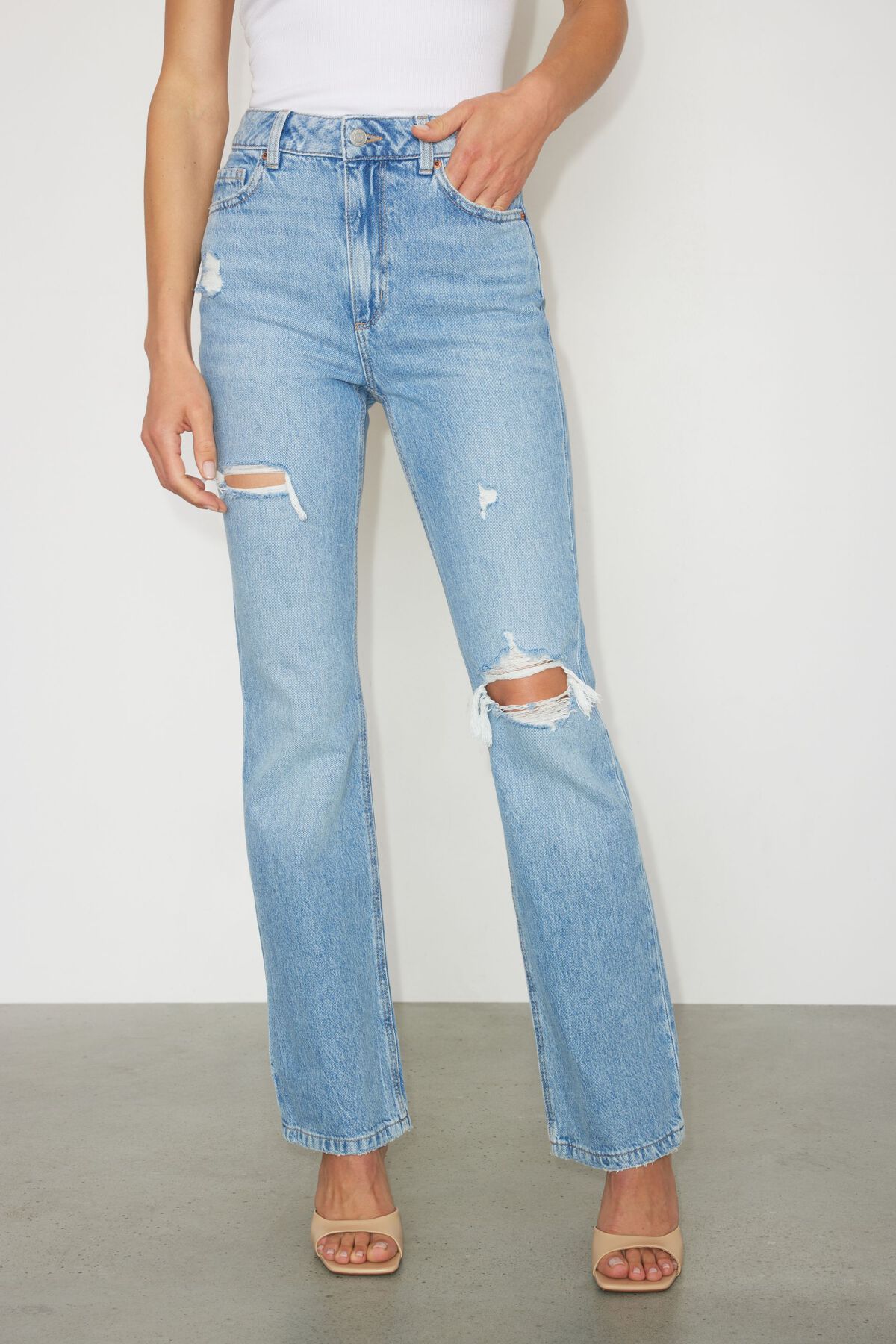 Dynamite Candice Distressed Bootcut Jeans. 2