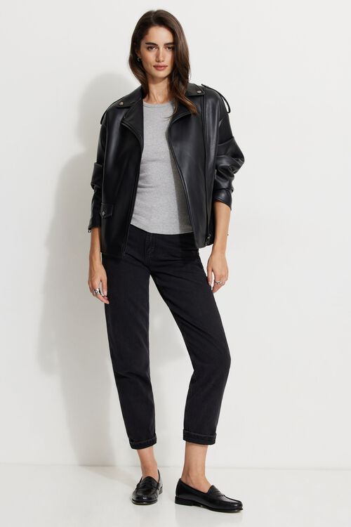 Dynamite Jeans and a Cute Top Claudia Mom Jeans in Dark Black/Void