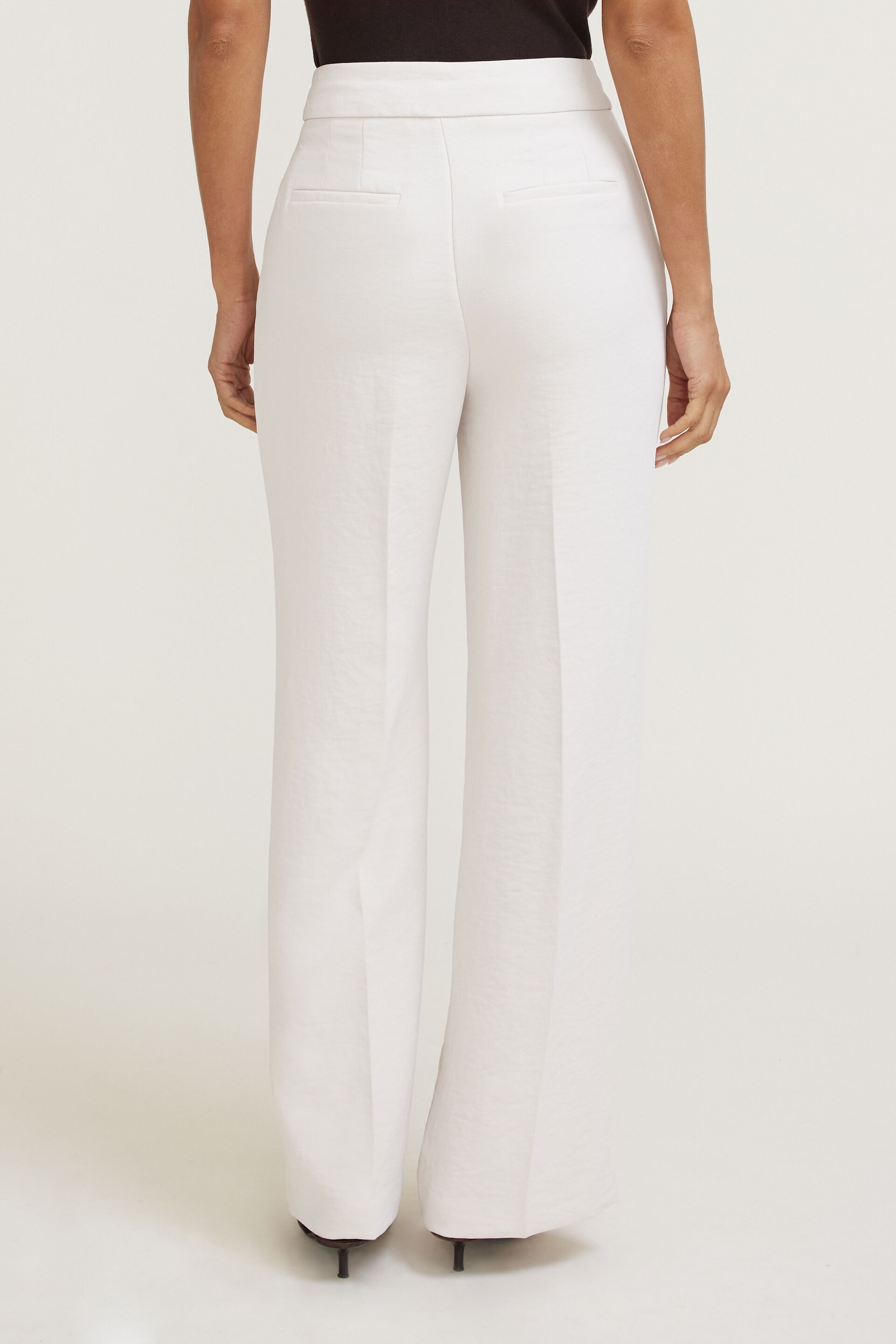 Yasmin Airflow Straight Leg Pants