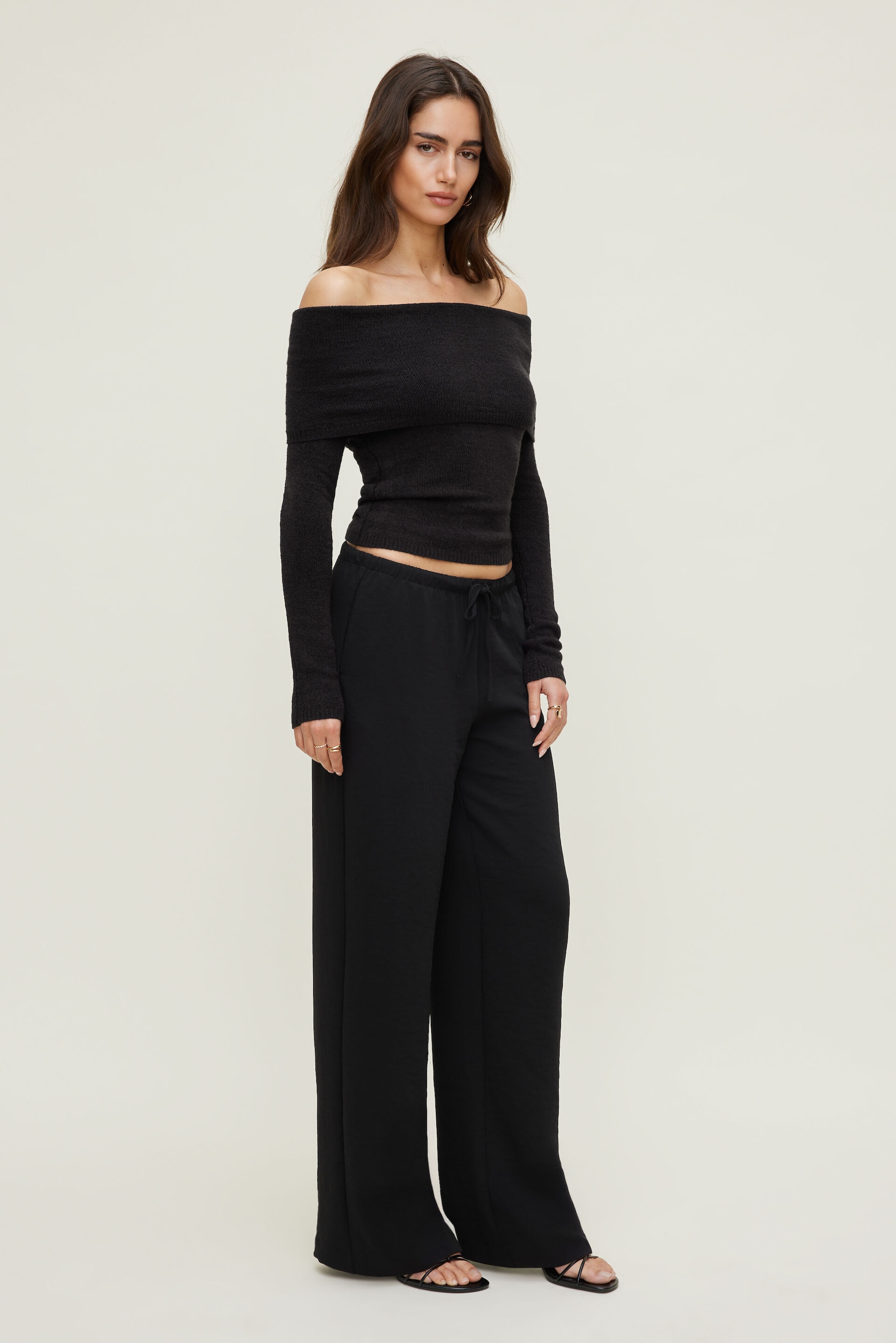 Leo Airflow Wide Leg Pants