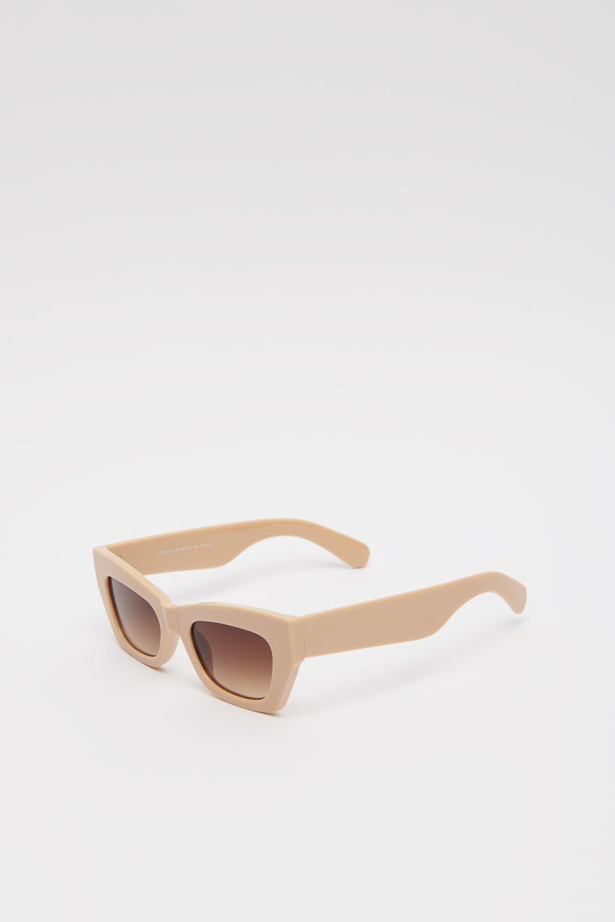 Dynamite Oval Cat-Eye Sunglasses. 6