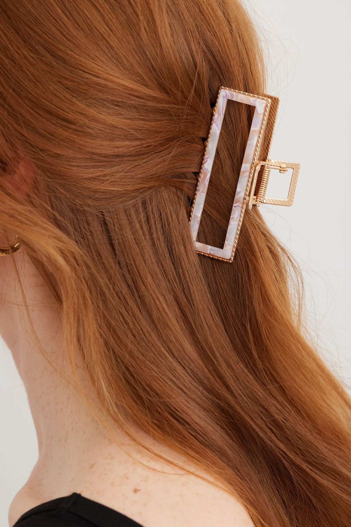 Dynamite Metal Rectangle Claw Hair Clip. 3