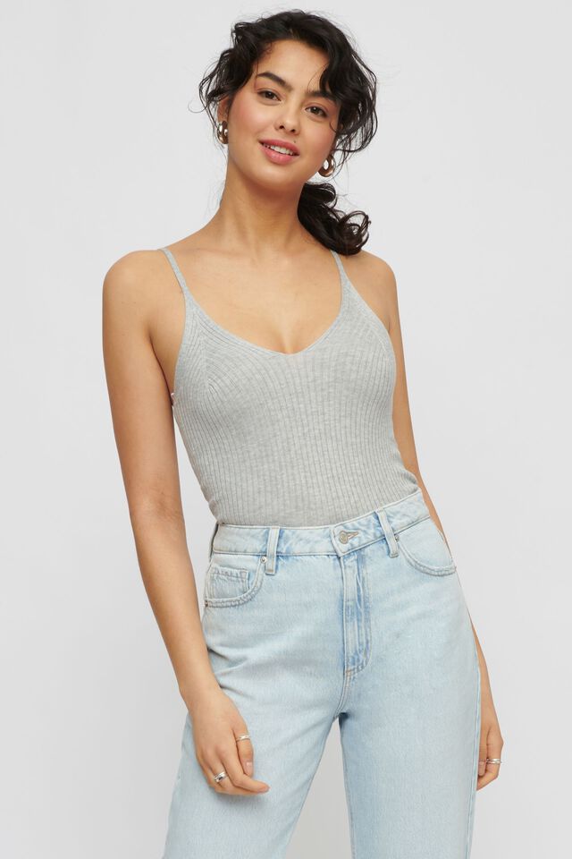 Women's Tops TShirts, Sweaters, Blazers Dynamite