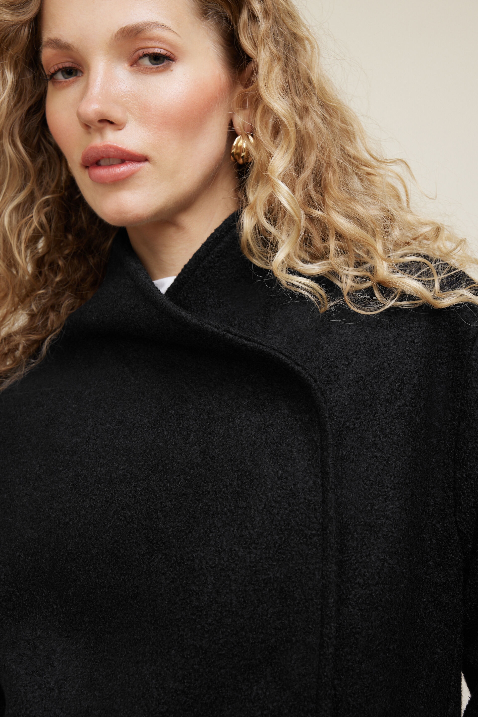 Blouson enveloppant en laine 