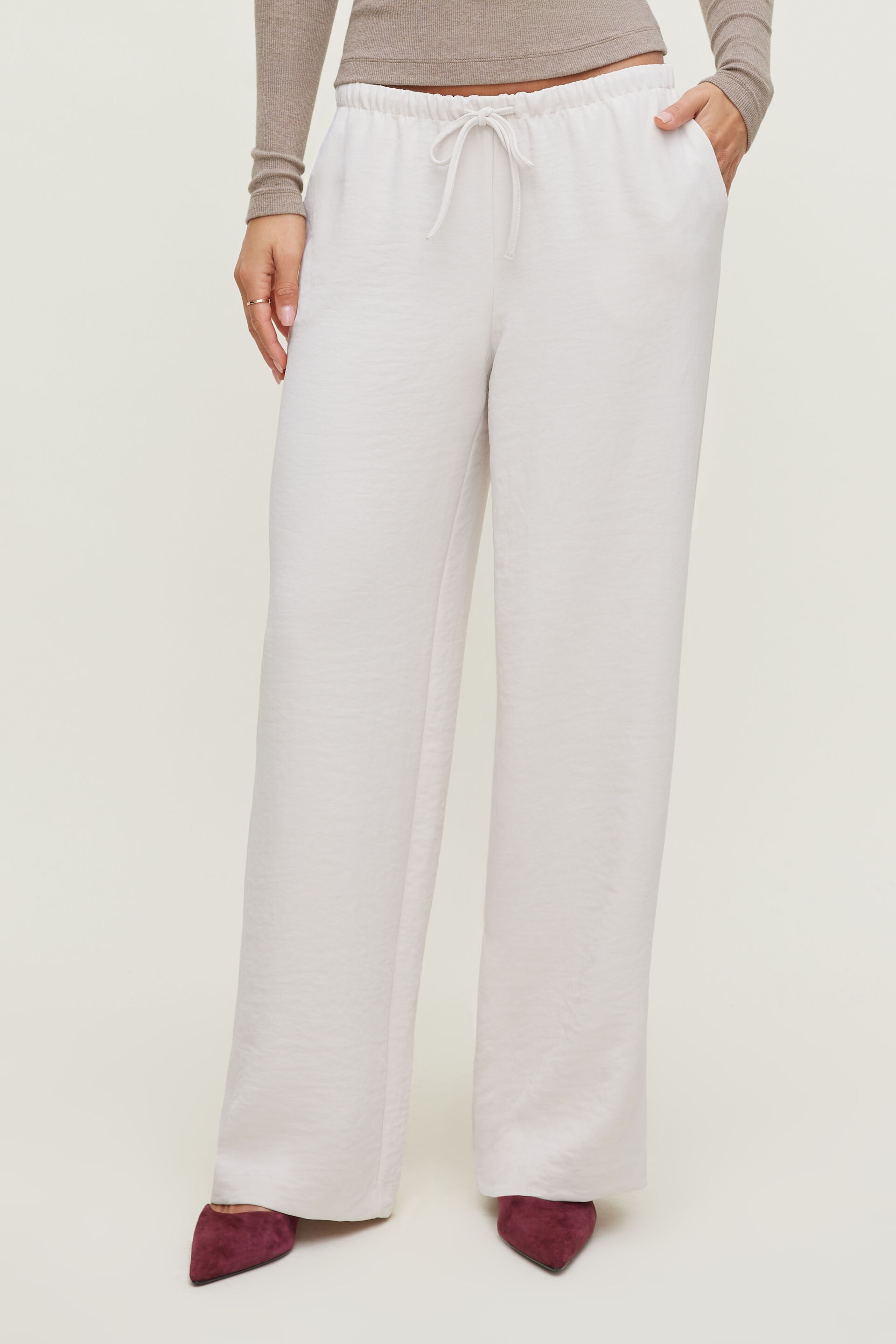 Leo Airflow Wide Leg Pants