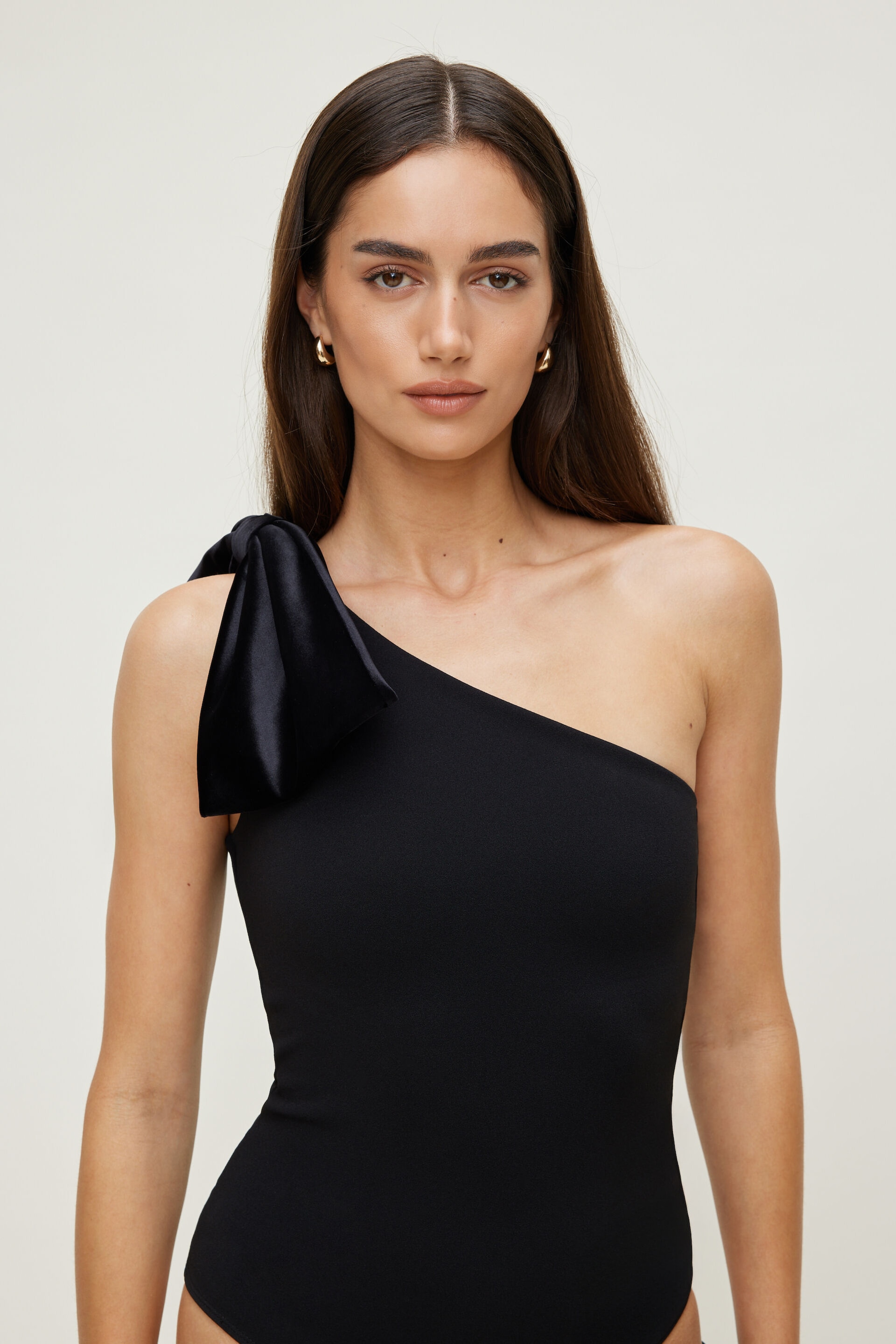 Single Shoulder Velvet Bow Bodysuit