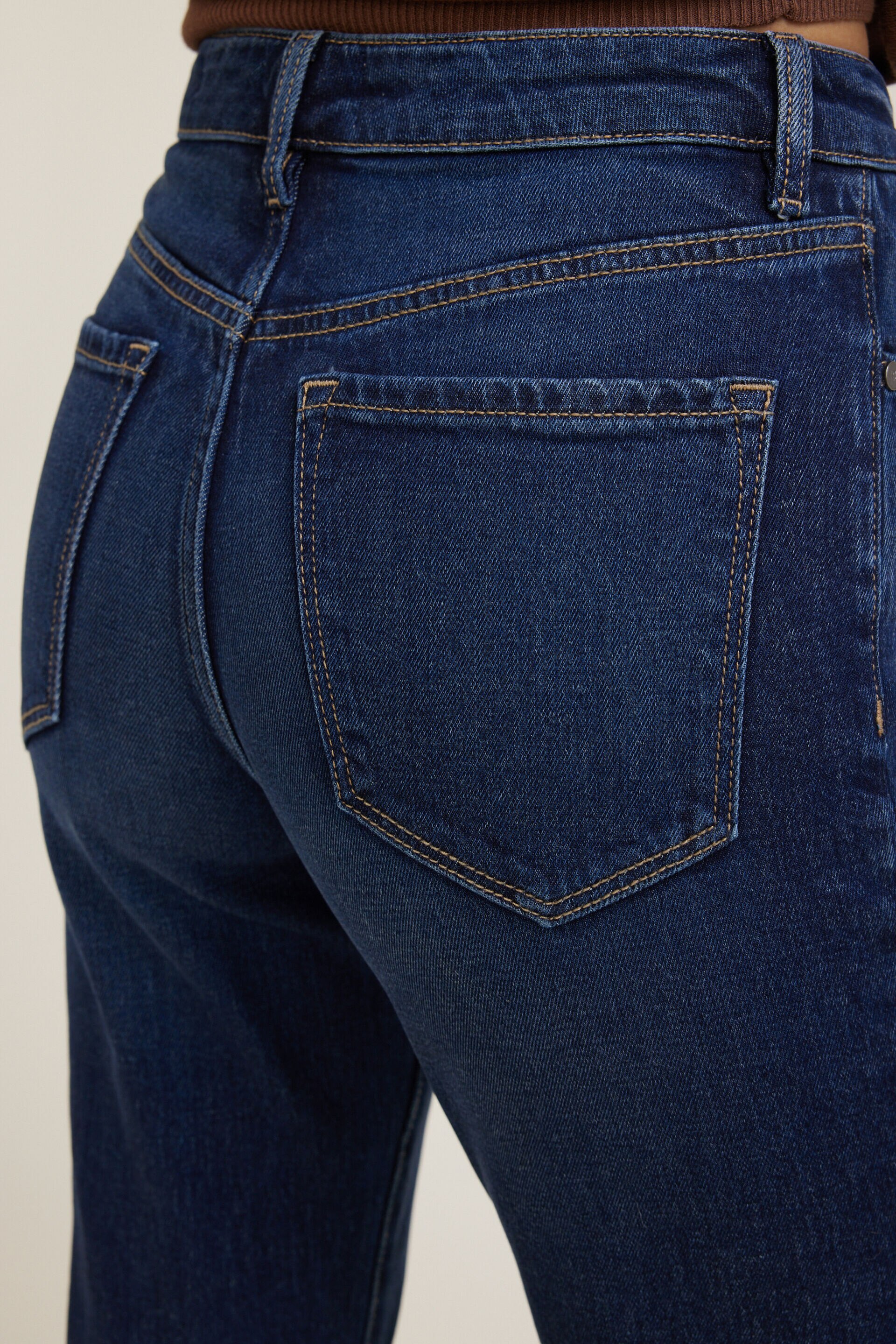 Jean extensible à taille haute et jambe ajustée Frenchie