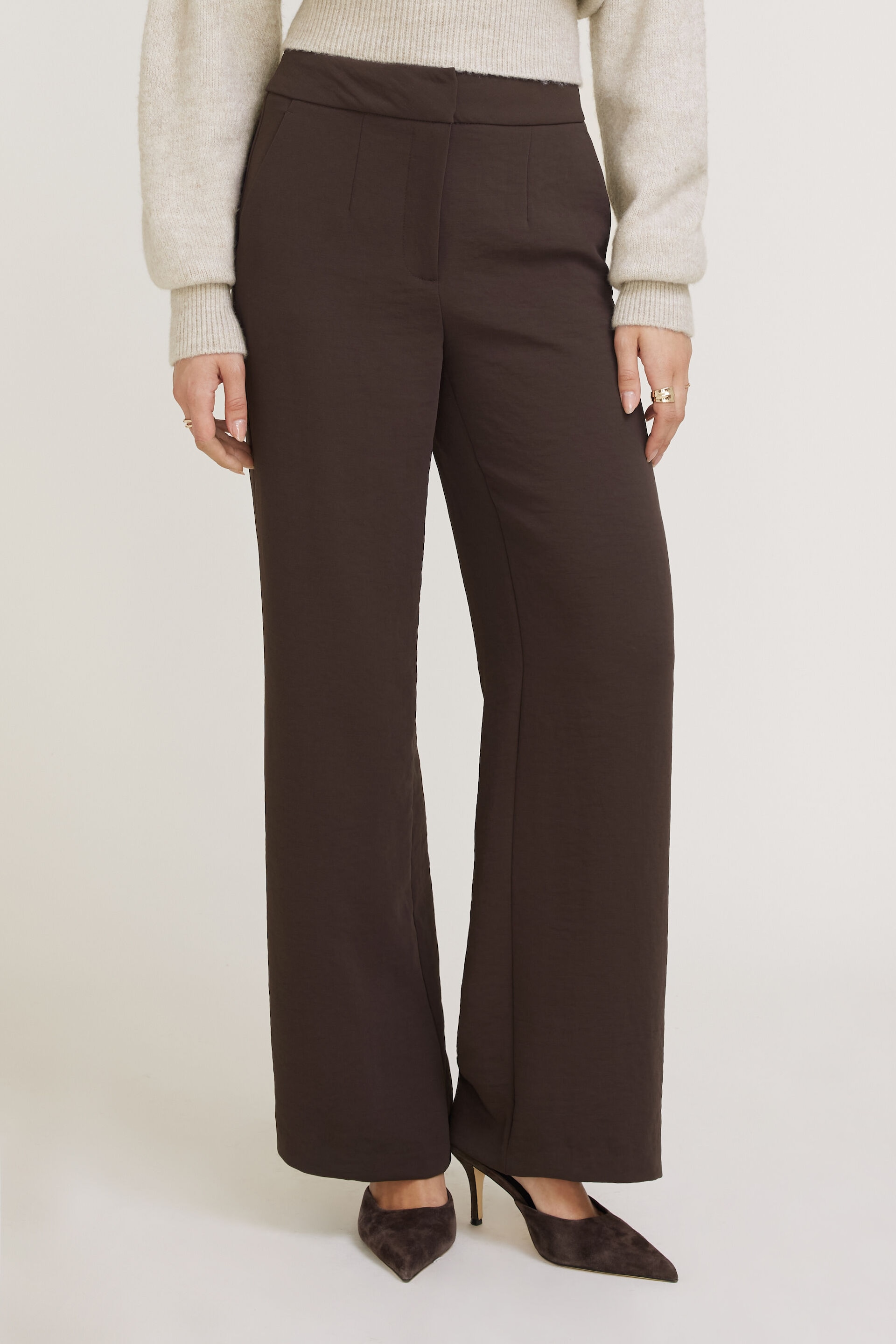 Yasmin Airflow Straight Leg Pants