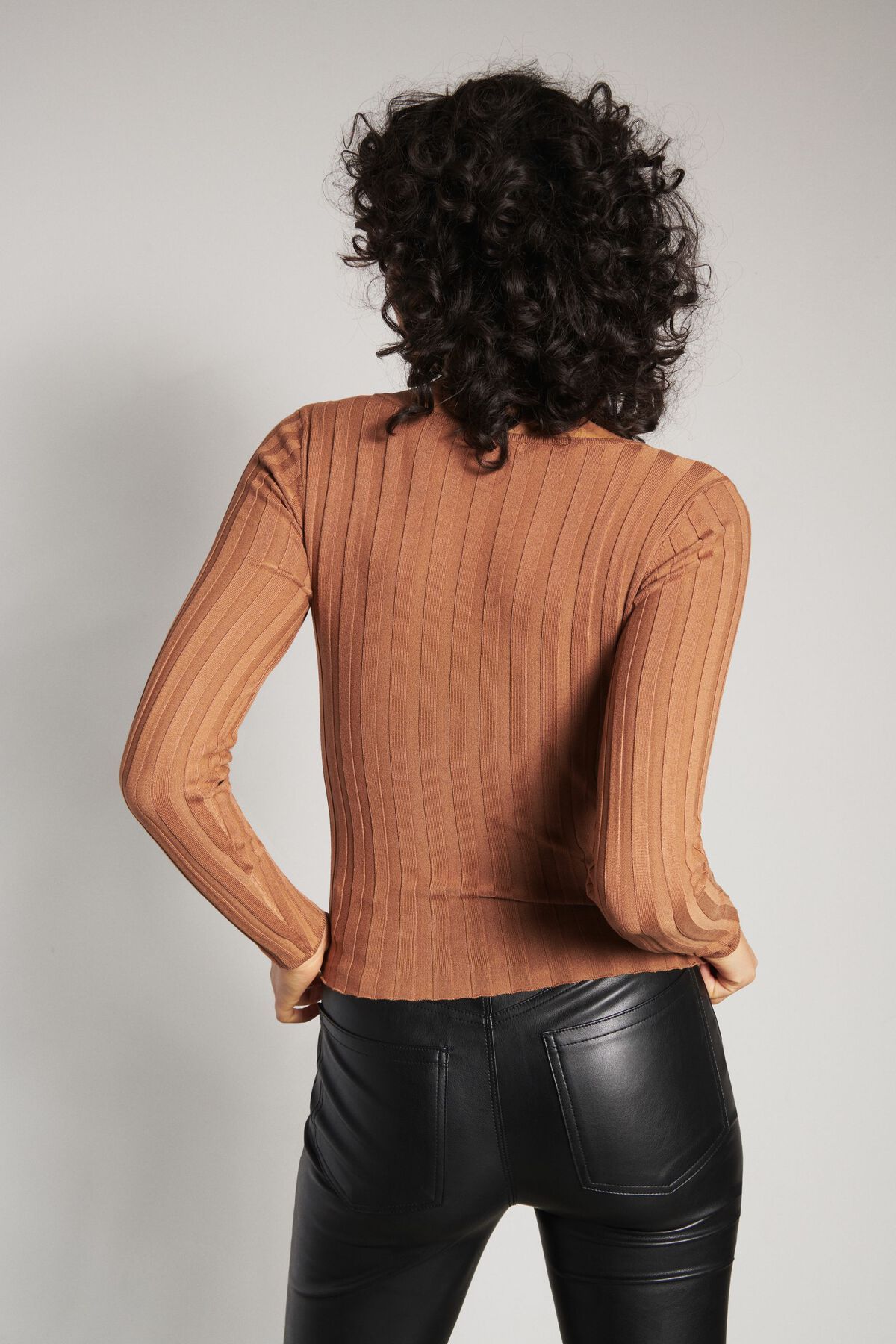 Dynamite Ribbed Scoop Neck Sweater. 5