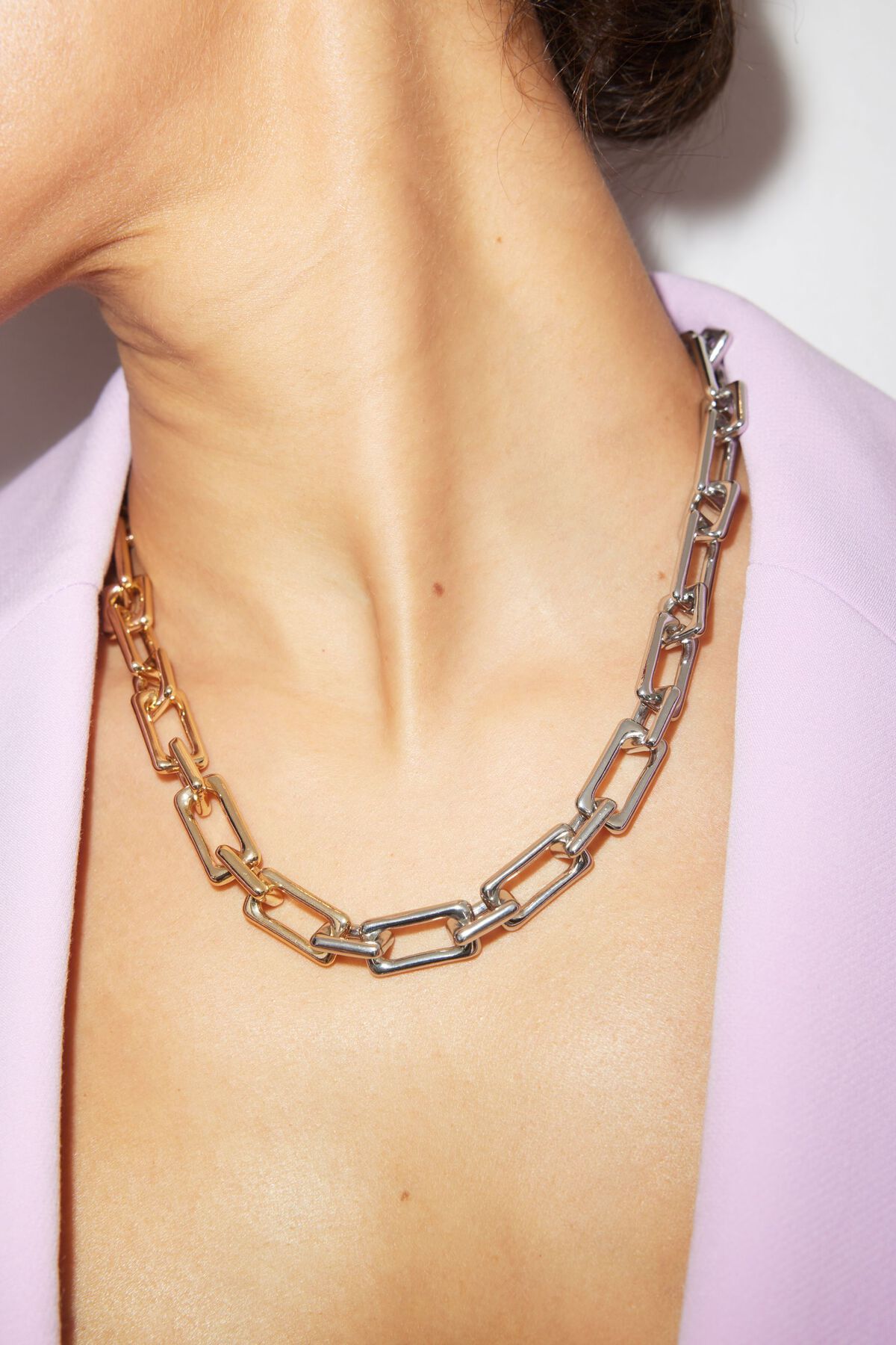 Dynamite Oversized Square Chain Necklace. 2