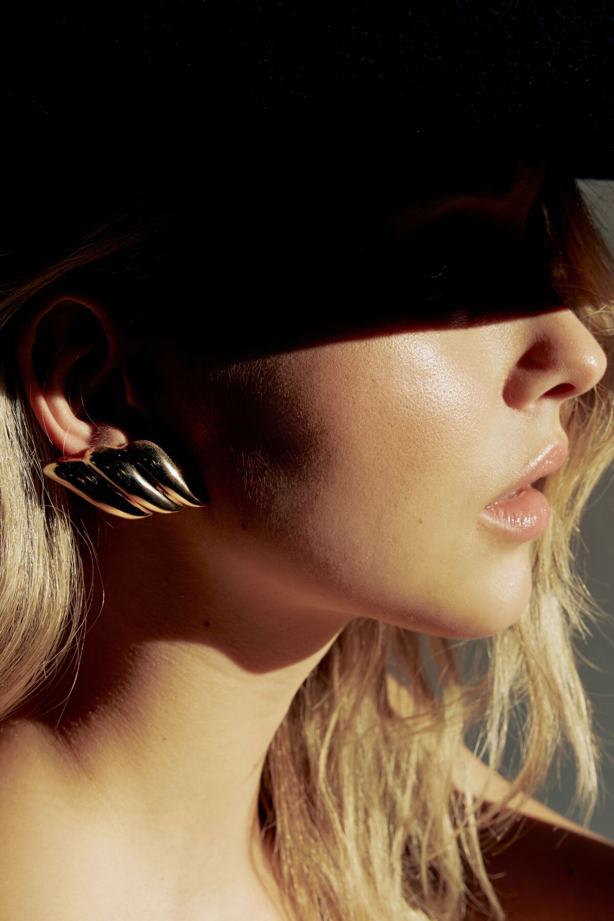 Large 90's Winged Button Earrings Yellow | Dynamite