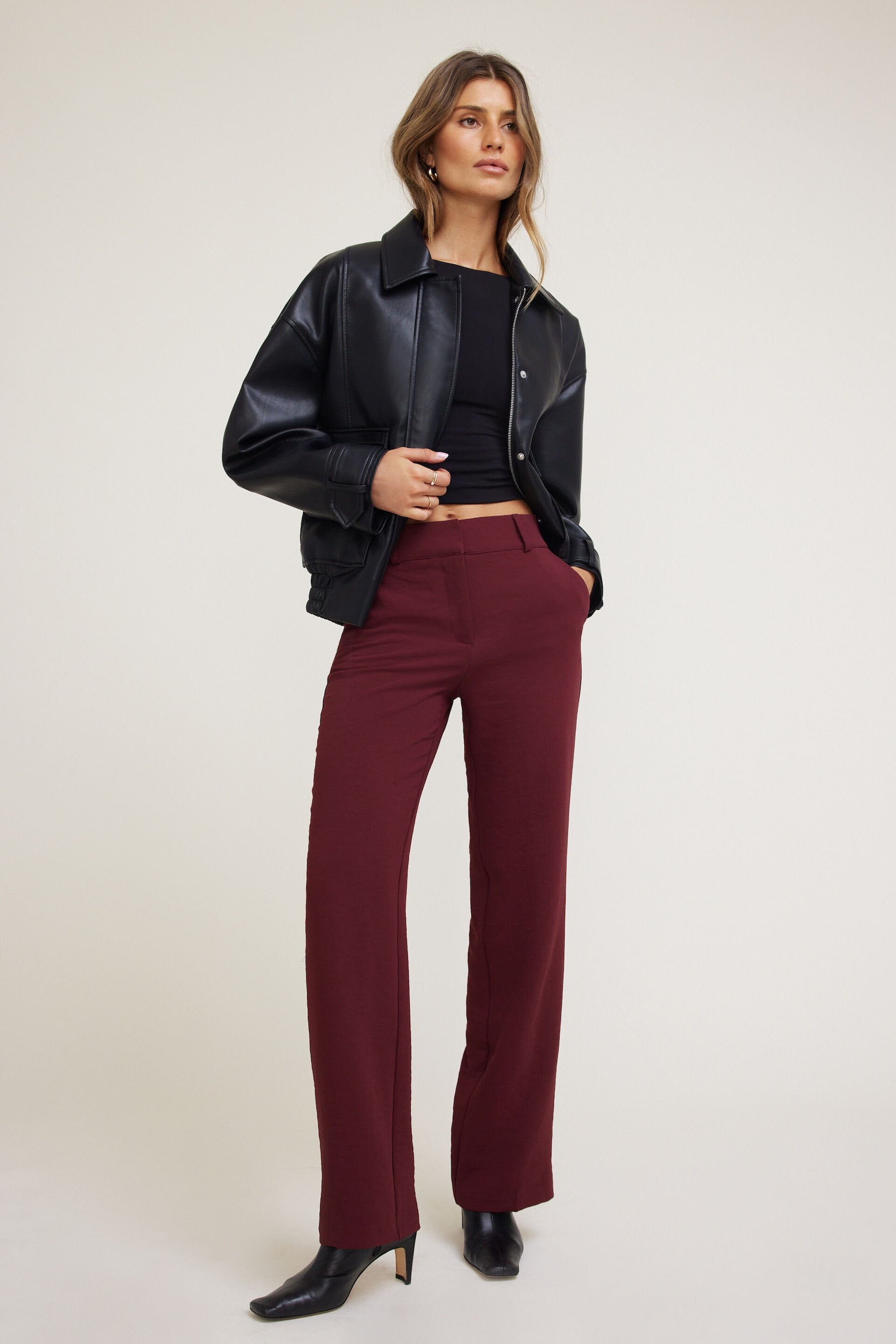 Camelia Airflow Clean Straight Leg Pants