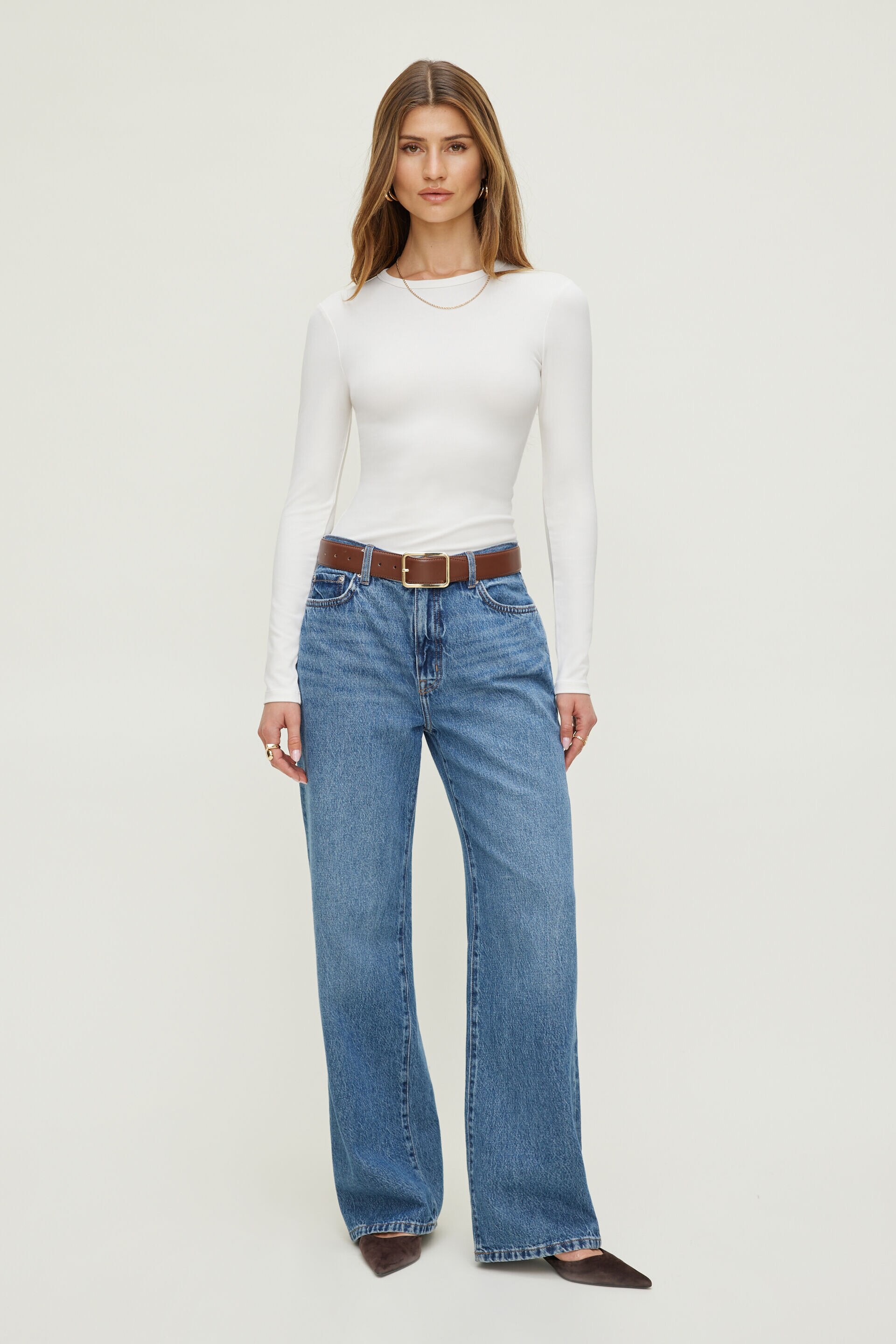 Rounded Square Faux Leather Belt