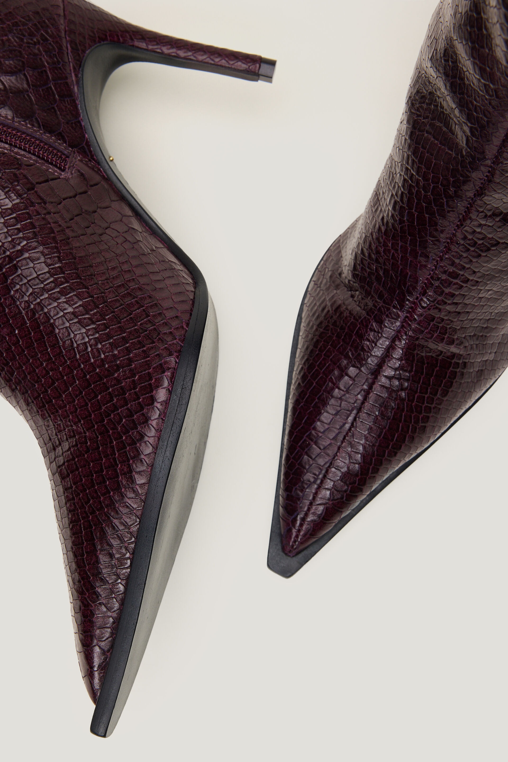 SCHUTZ | Mary Ankle Boots