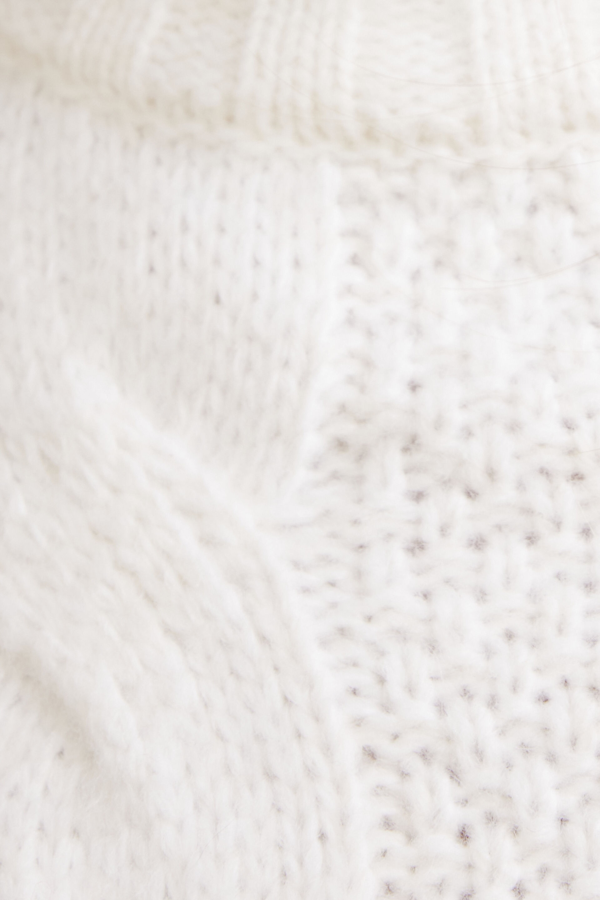 Chandail à col cheminée en mailles torsadées Sasha