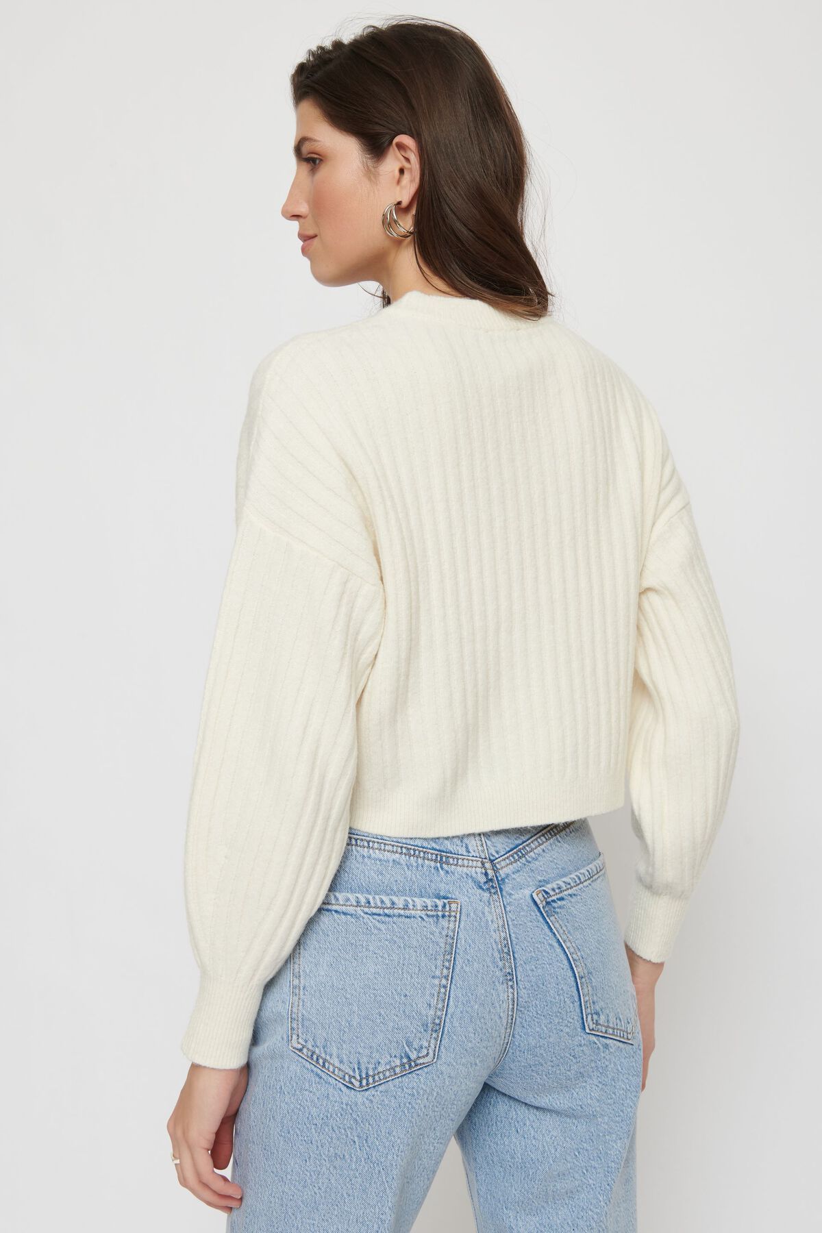 Dynamite Ribbed Crew Neck Sweater. 4