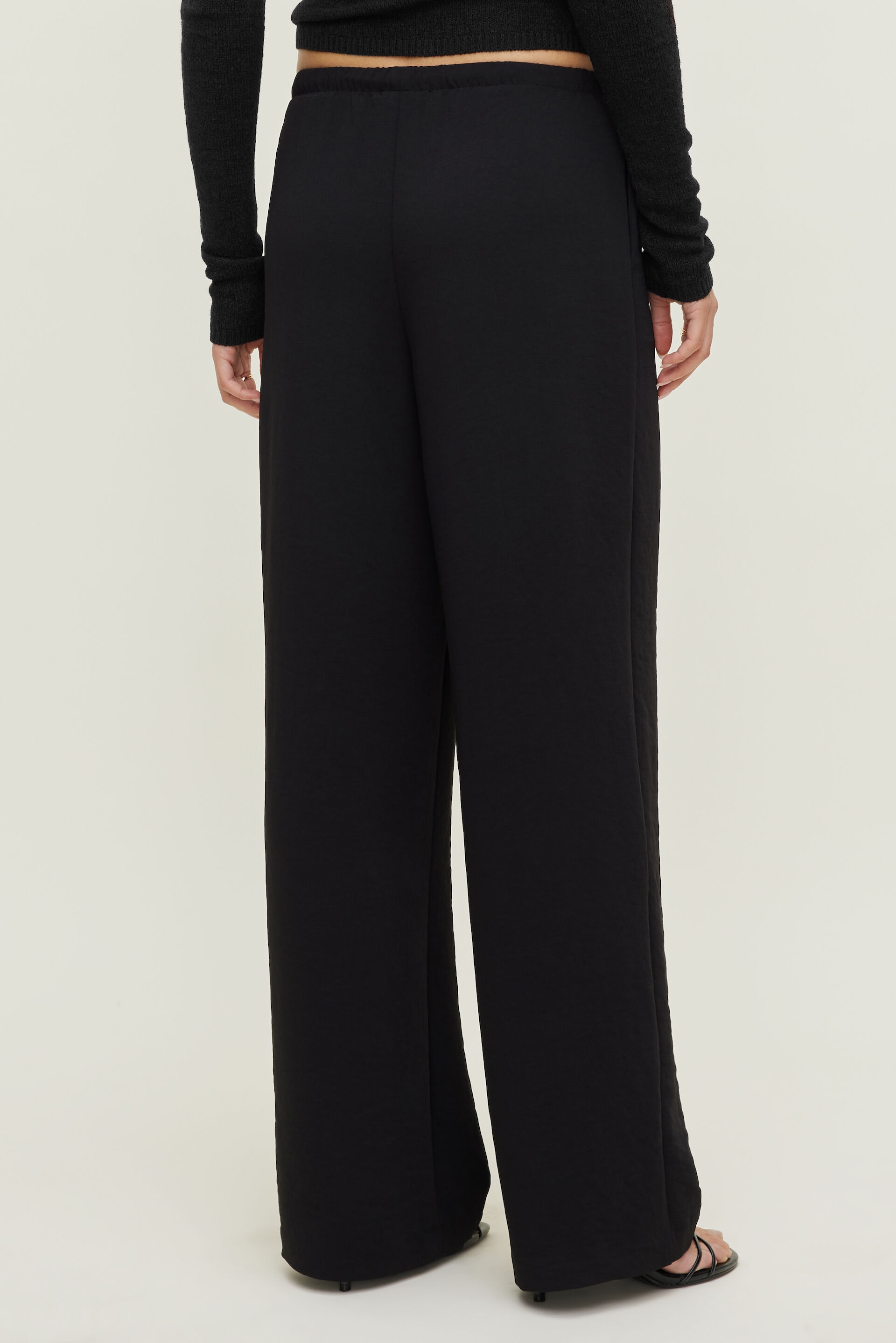 Leo Airflow Wide Leg Pants