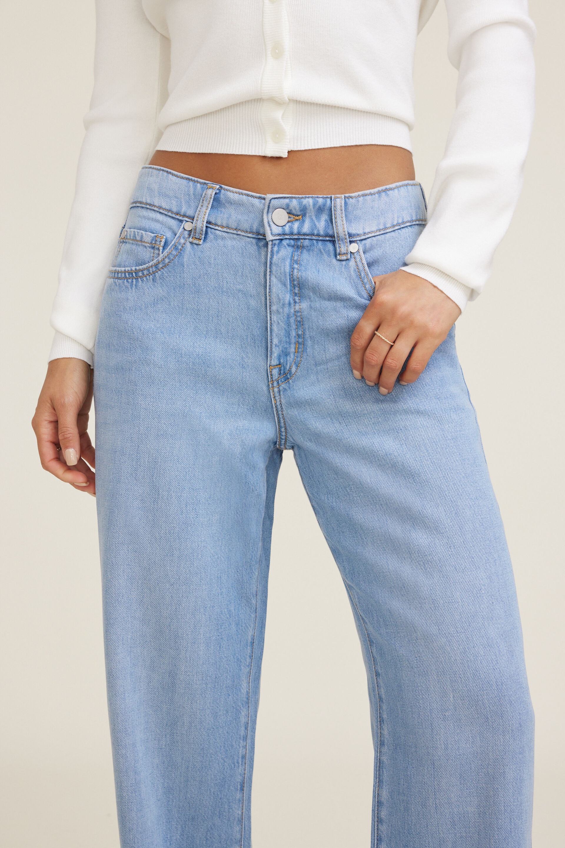 Mika Mid Rise Relaxed Tencel™ Jeans