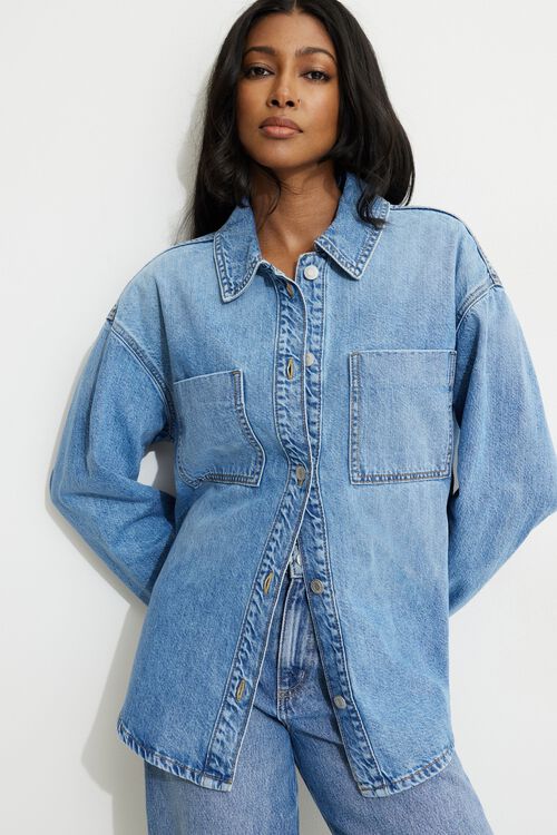 Buttoned Denim Shirt