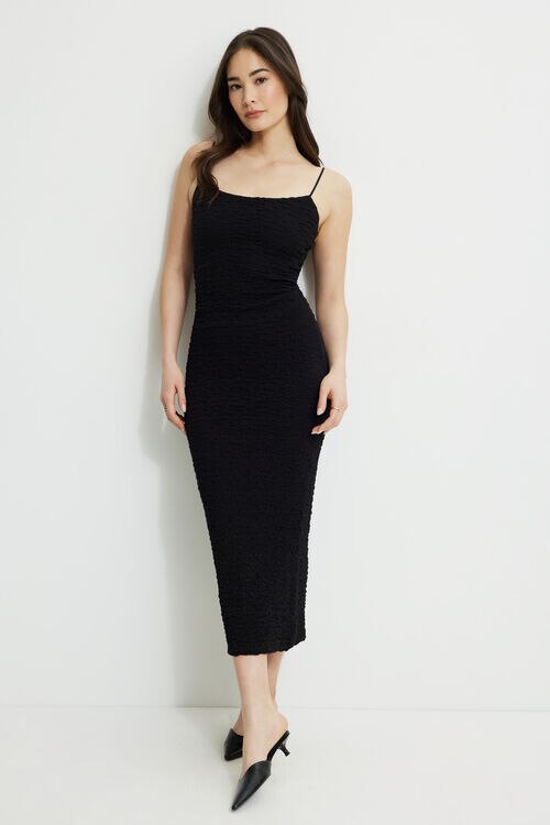 Simona Textured Maxi Dress Black Dynamite