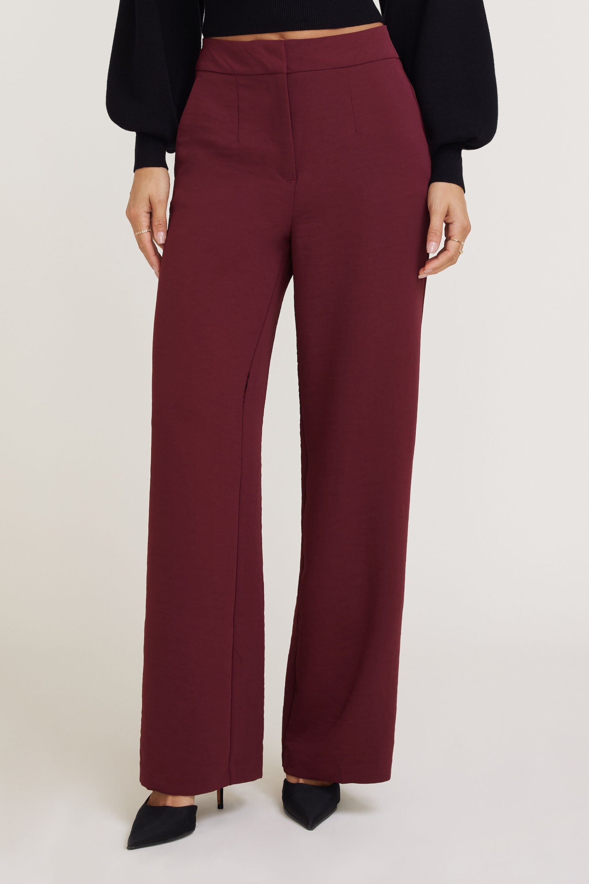 Yasmin Airflow Straight Leg Pants