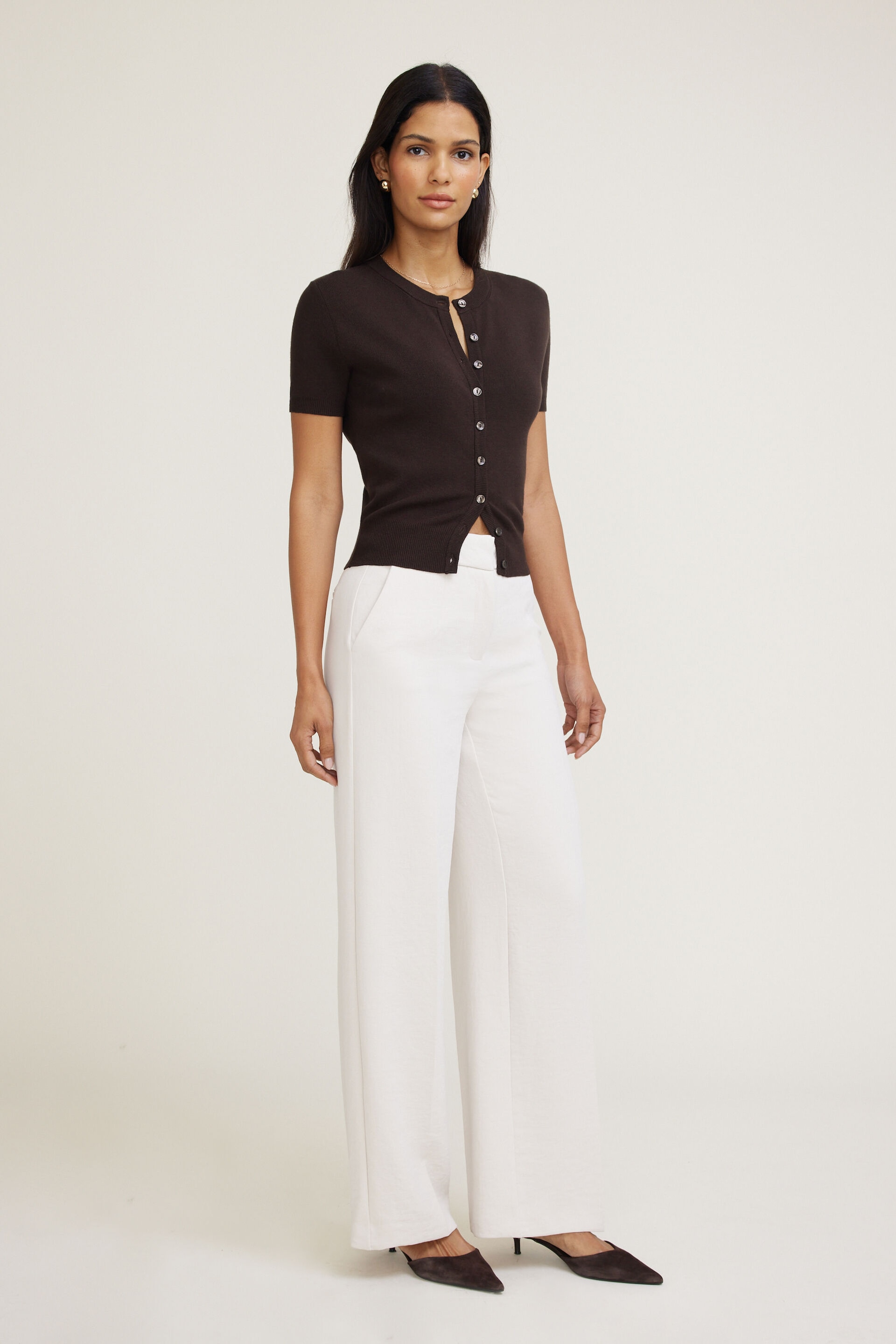 Pantalon fluide à jambe droite Yasmin