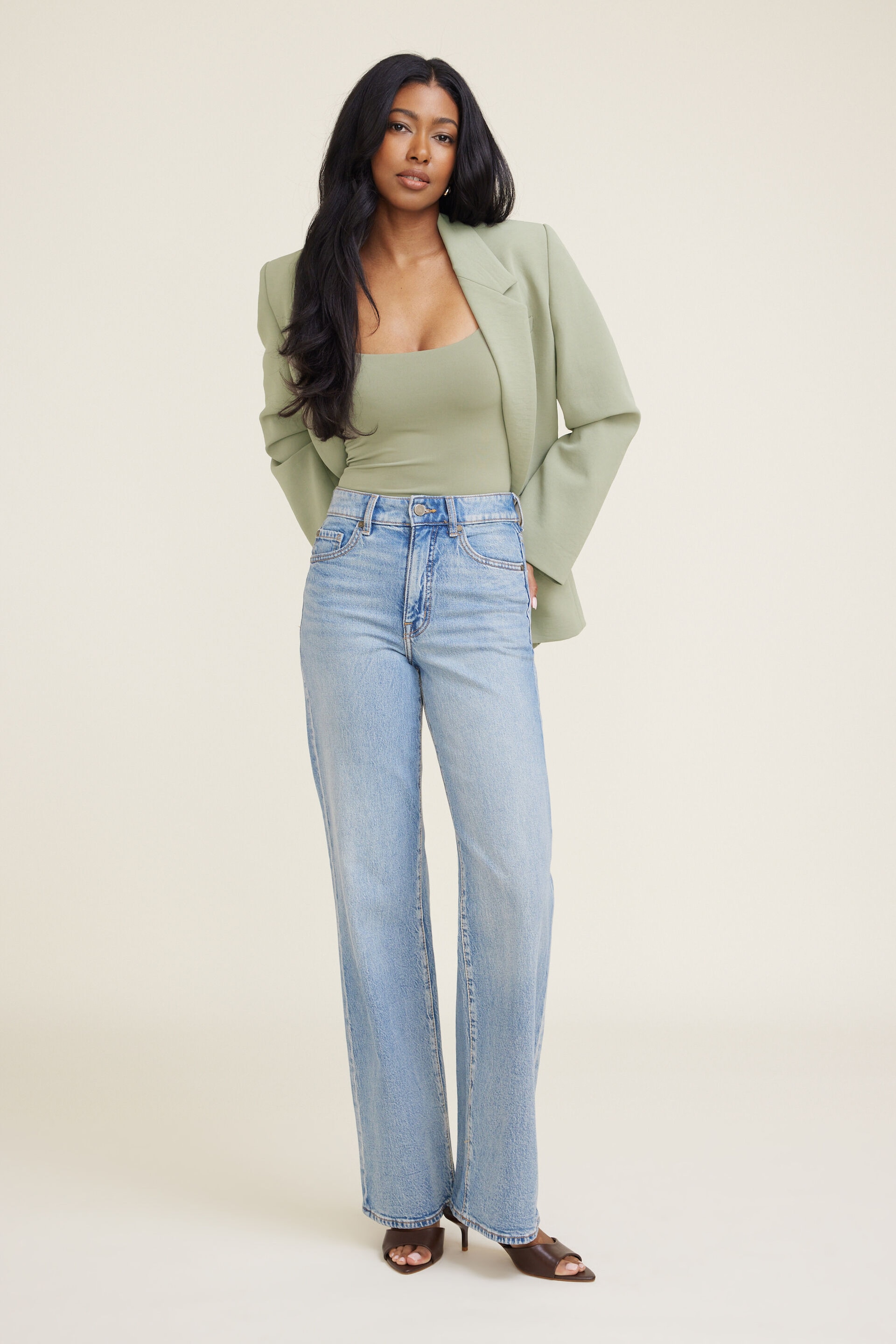 Nadia Sculpt Scoop Neck Camisole