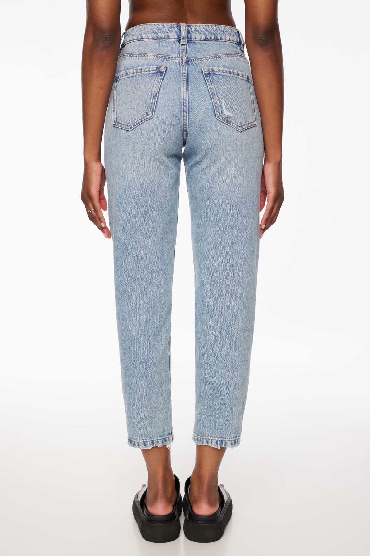 Dynamite Claudia Ultra High Waisted Jeans. 3
