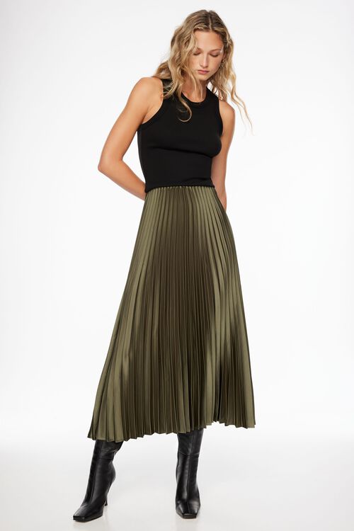 Laure Pleated Maxi Skirt Green Dynamite