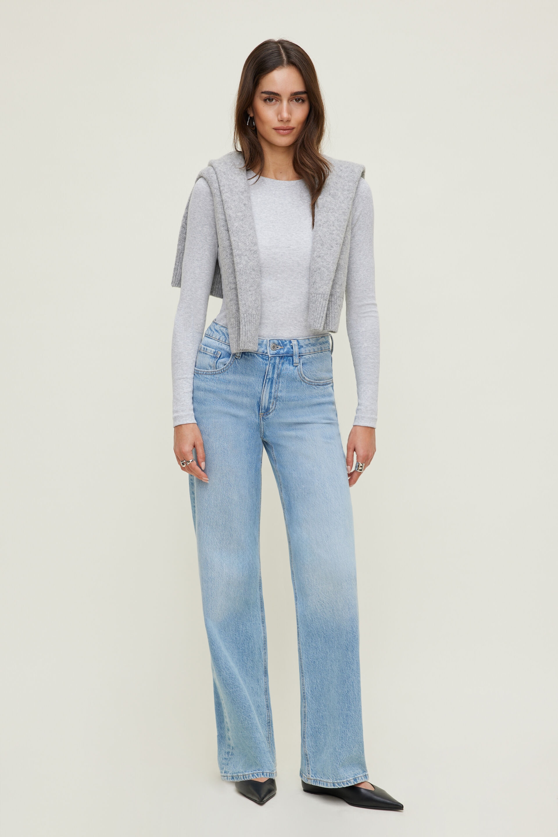 Jean Heidi à taille haute et jambe large