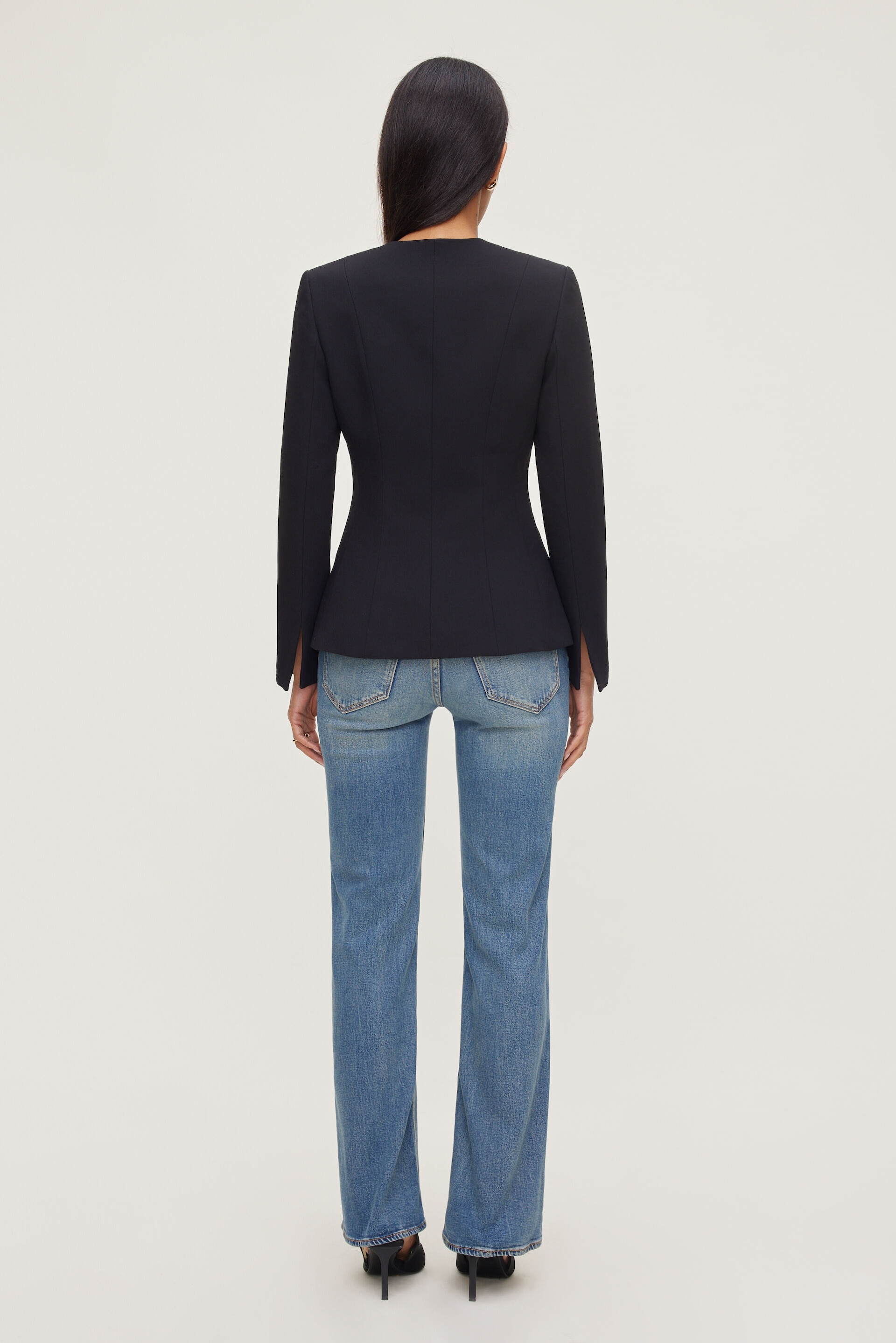 Plunge Small Button Blazer