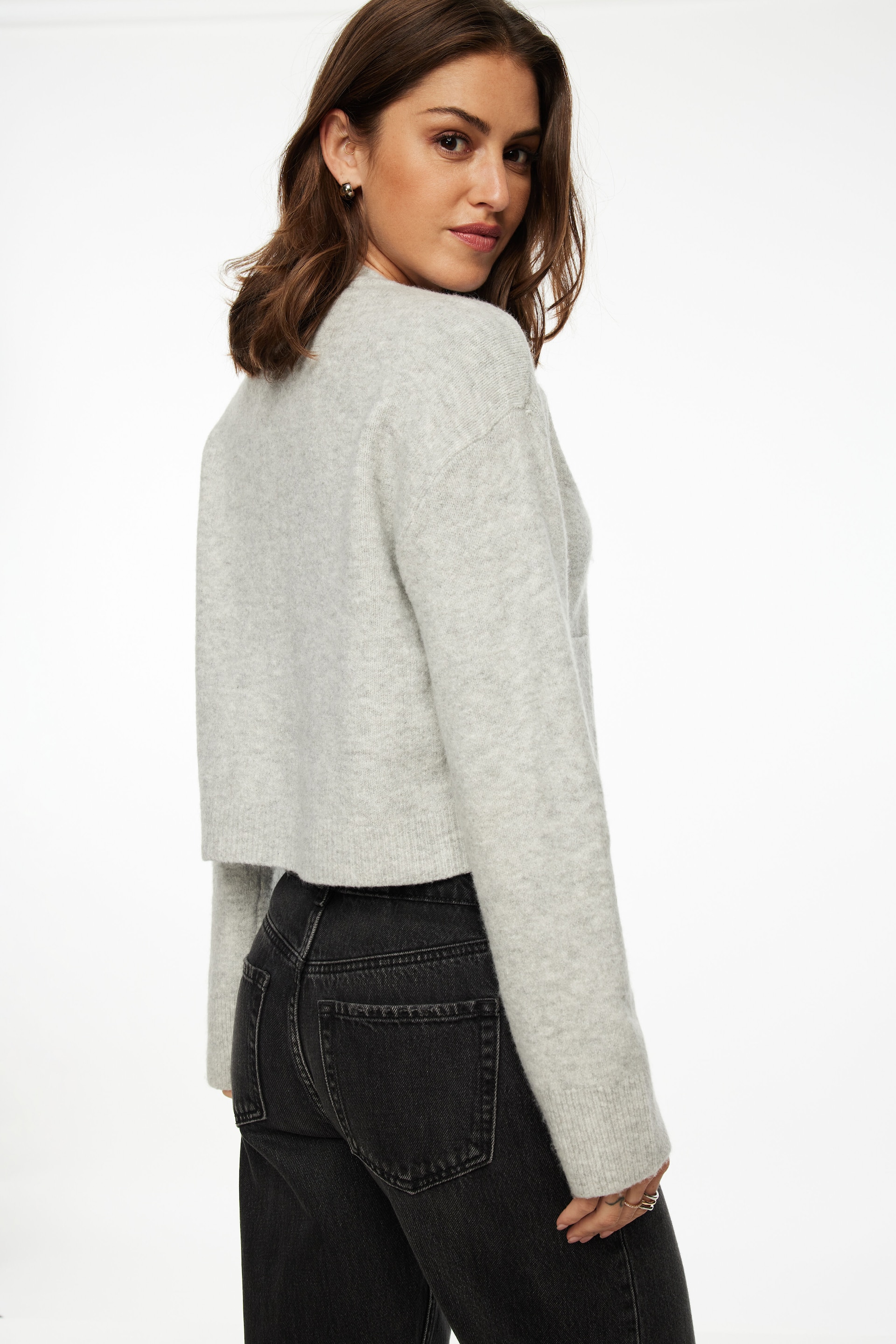 Heavenlyarn™ Abbey Cropped Cardigan