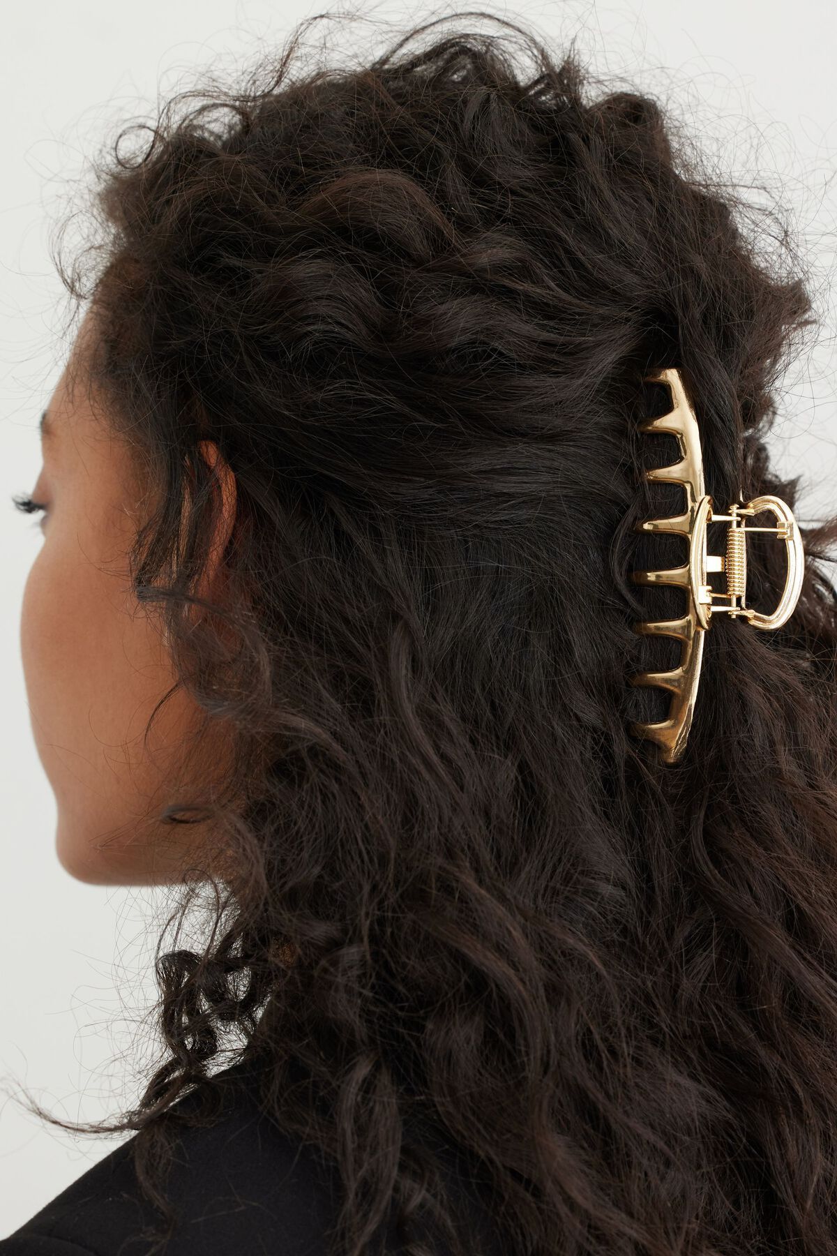 Dynamite Large Metal Rounded Hair Clip. 1