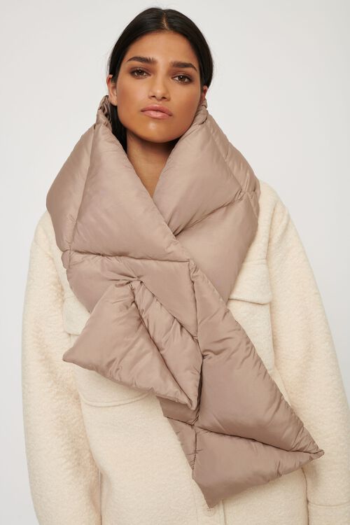 Pull Through Puffer Scarf