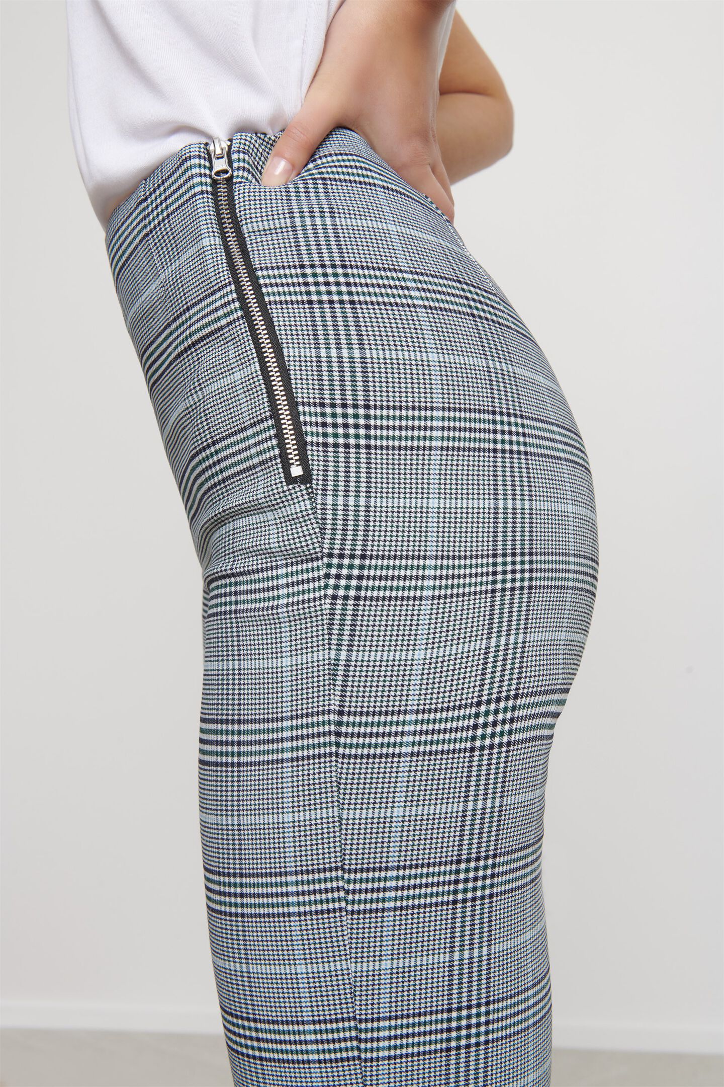 Christy Plaid HighRise Pant Dynamite