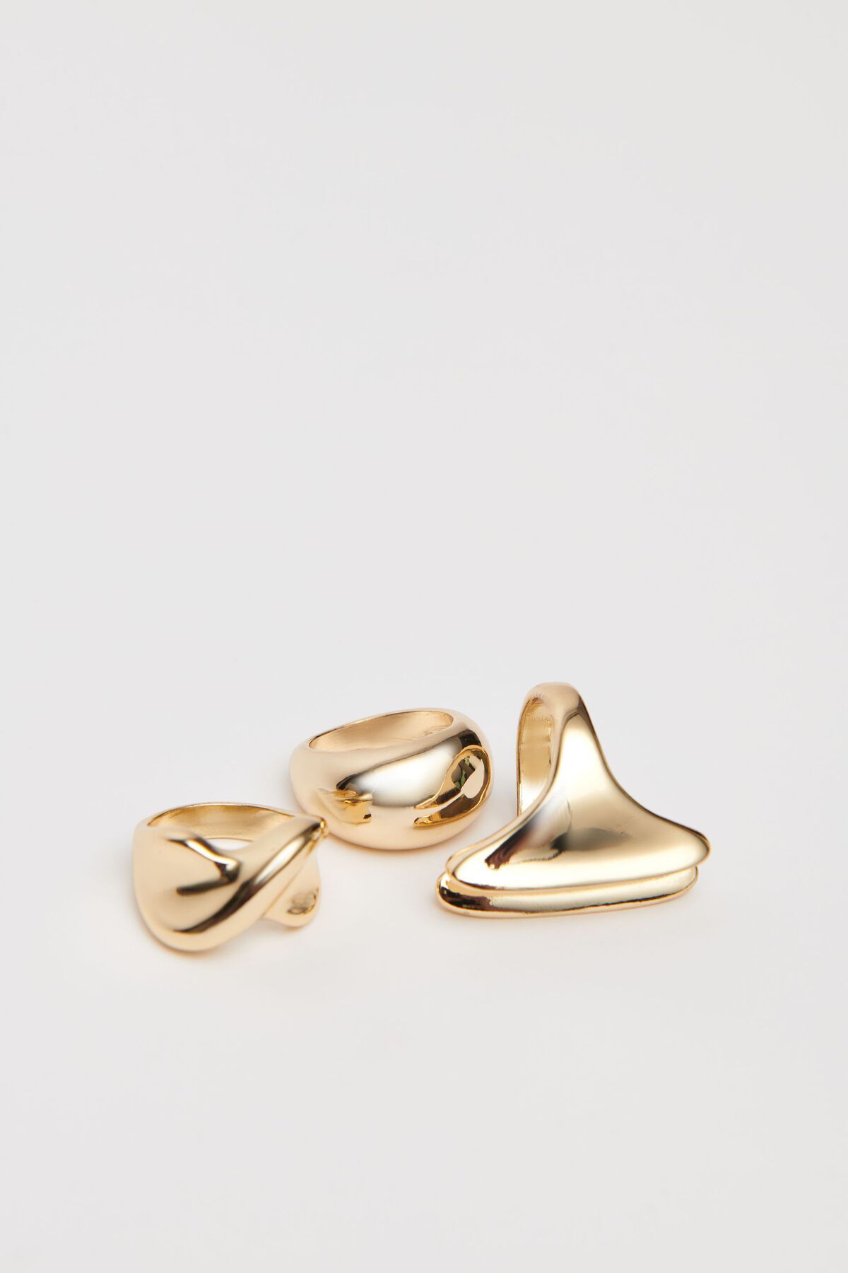 Dynamite 3-Pack Statement Rings. 2