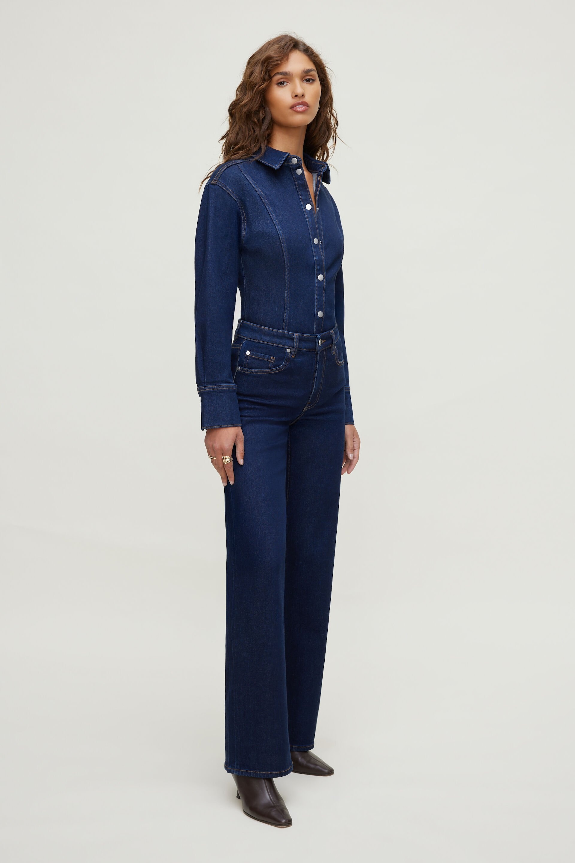 Chemise en denim cintrée extensible