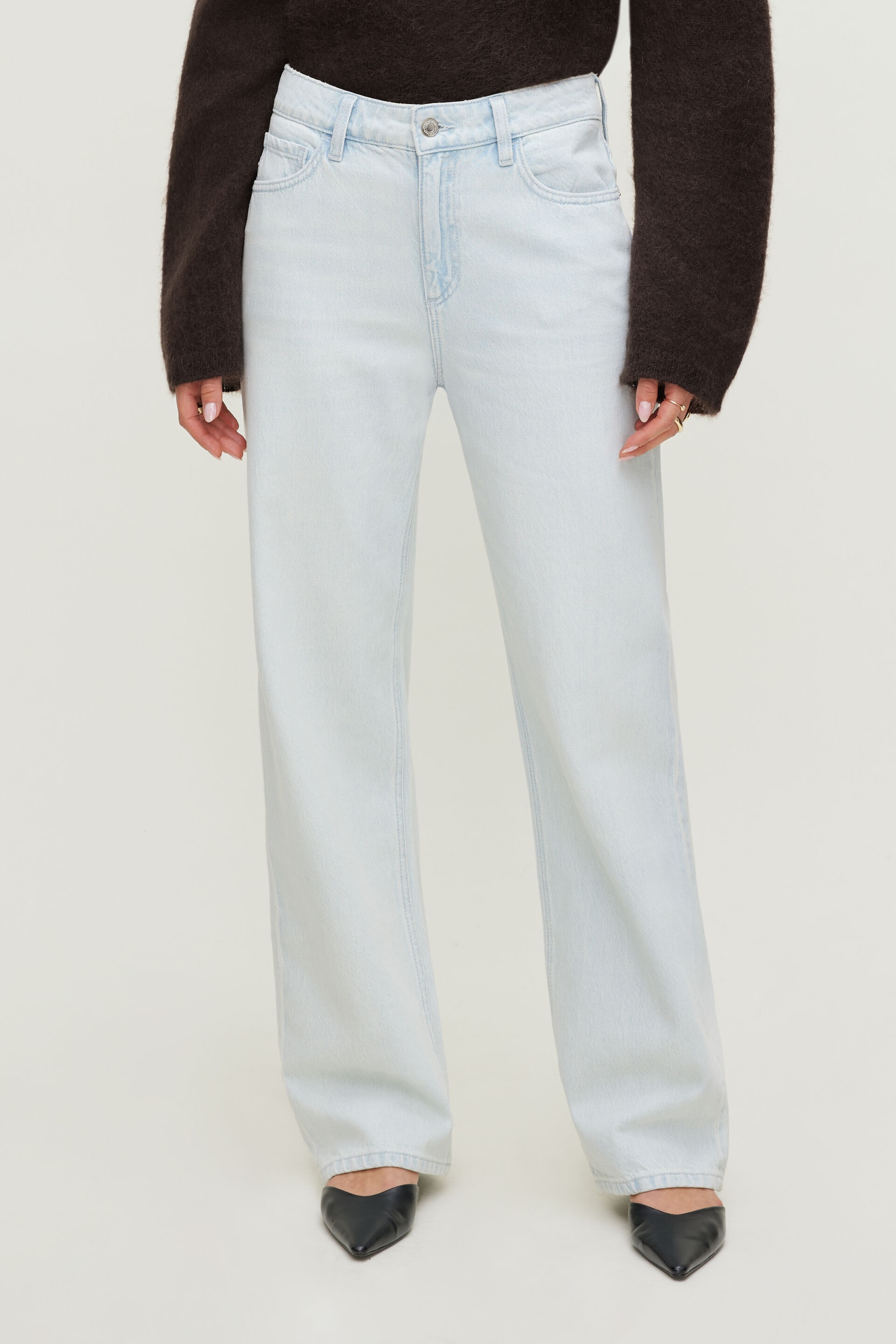 Mika Mid Rise Relaxed Straight Leg Jeans