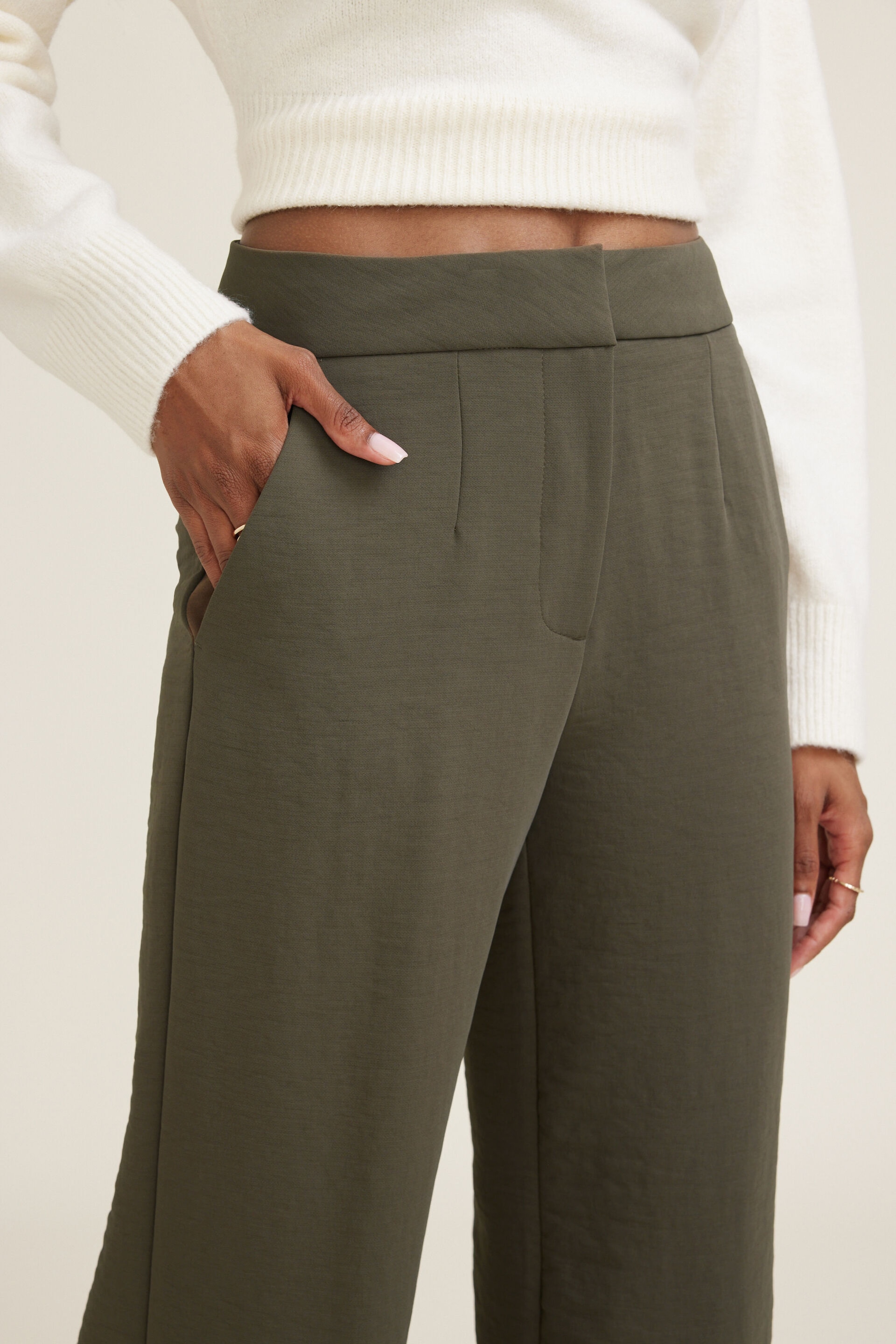 Yasmin Airflow Straight Leg Pants