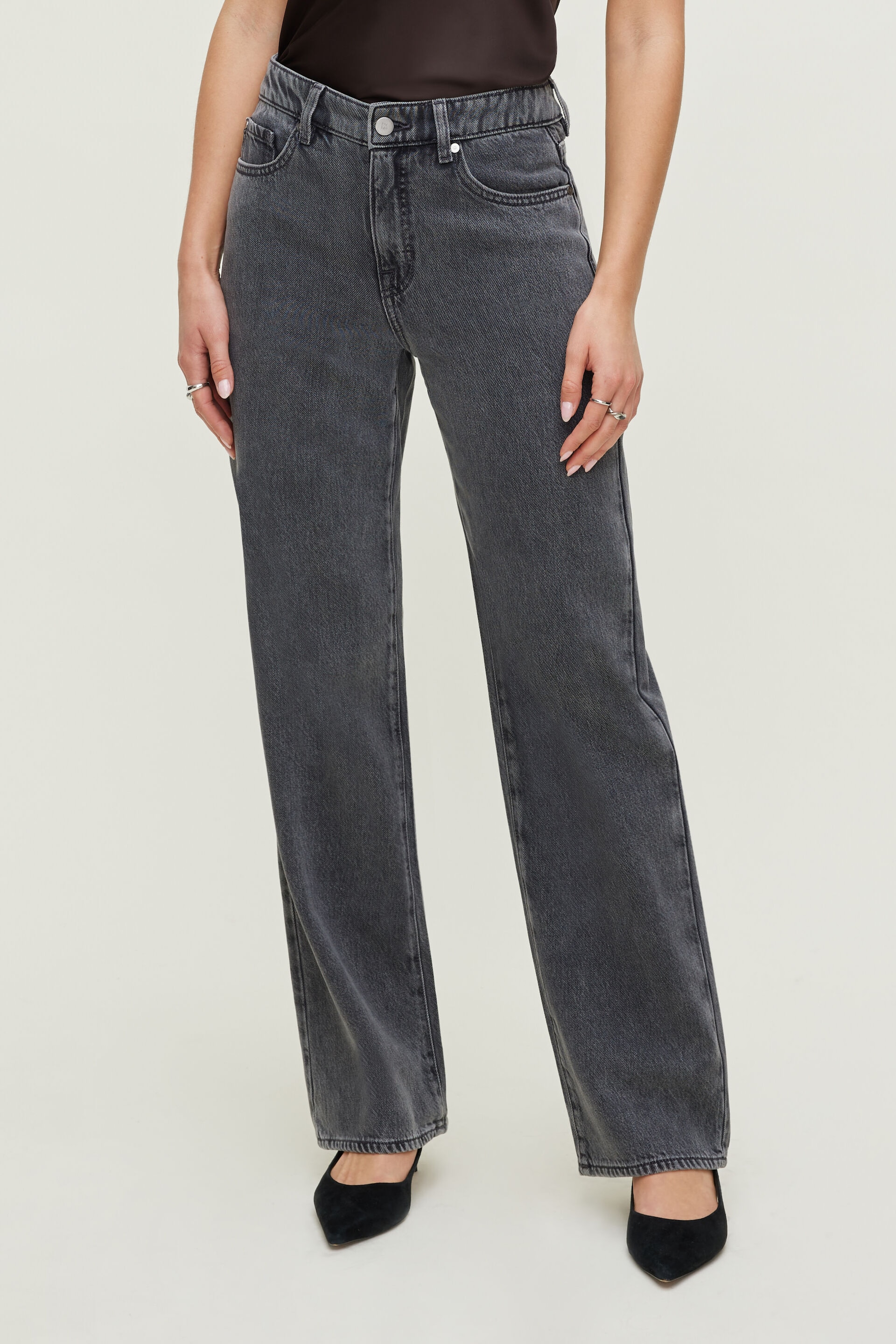 Mika Mid Rise Relaxed Tencel™ Jeans