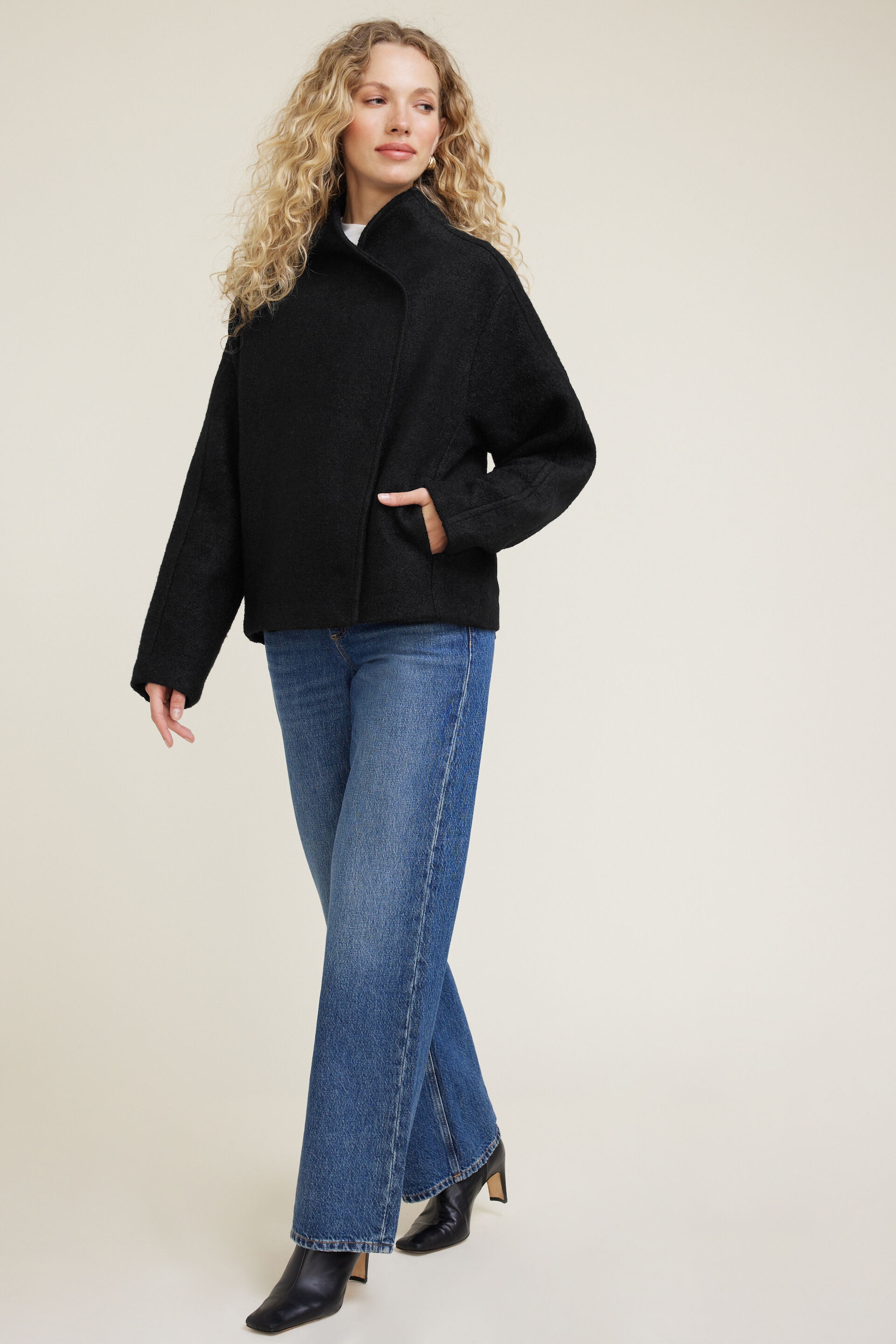 Blouson enveloppant en laine 
