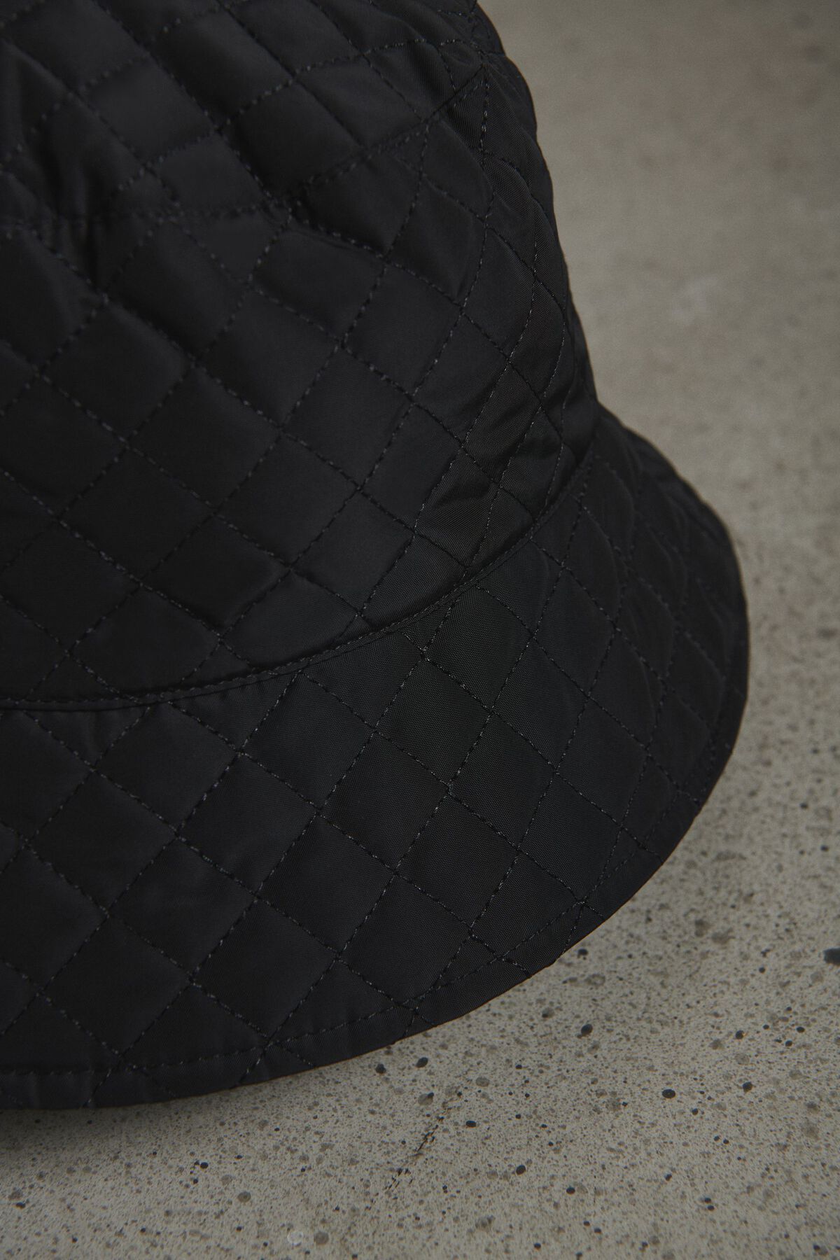 Dynamite Quilted Bucket Hat. 3